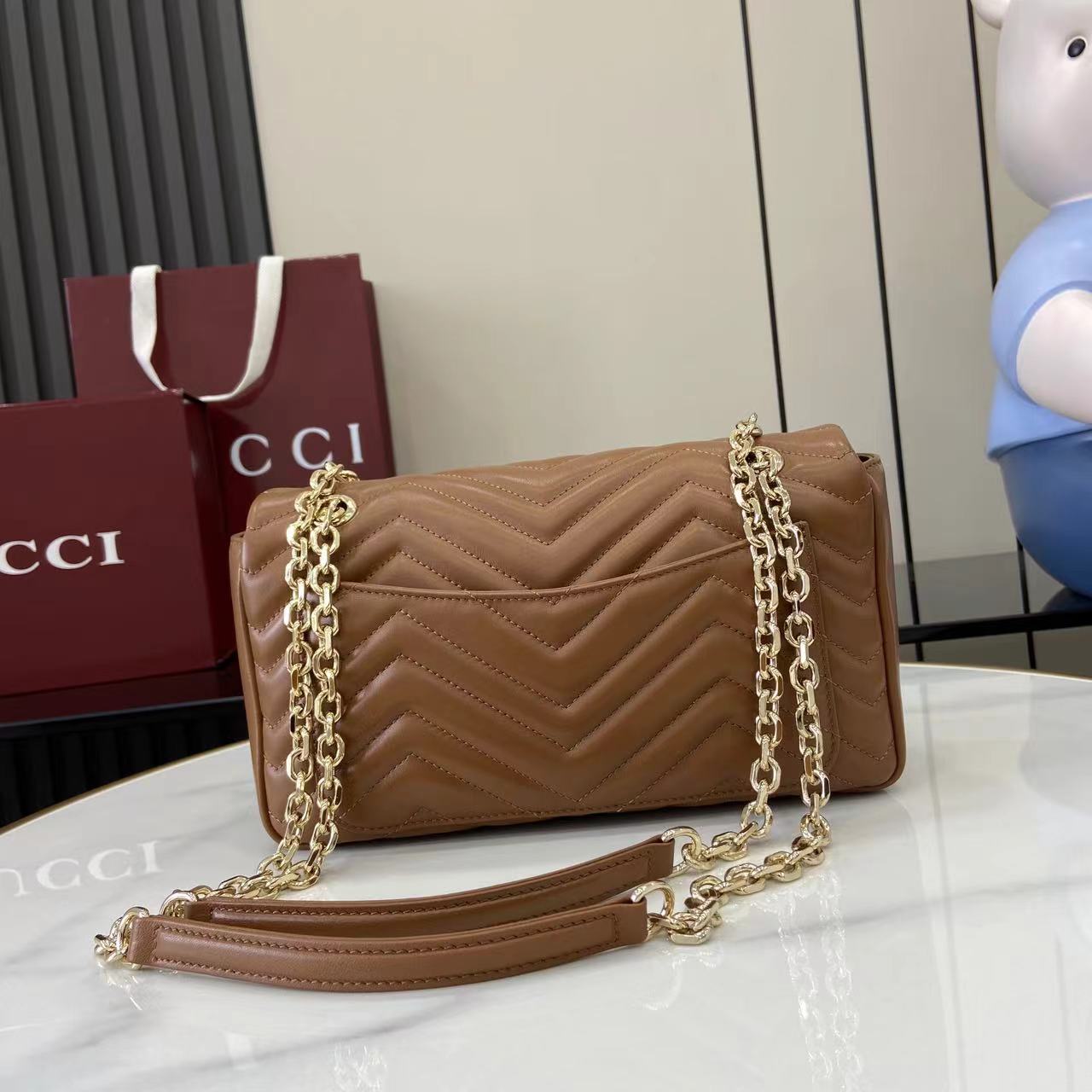 GUCCI 구찌 체인 핸드백 숄더백 가방 라지