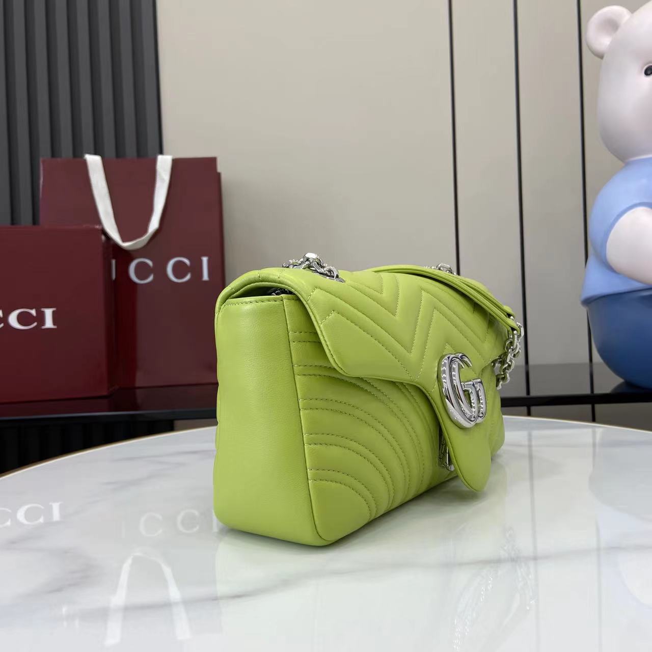 GUCCI 구찌 체인 핸드백 숄더백 가방 라지