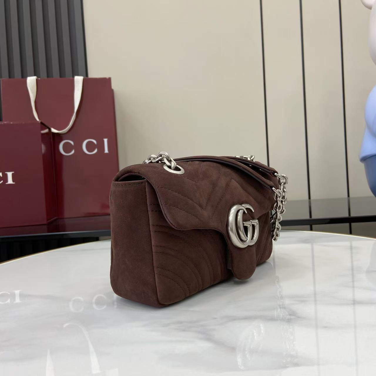 GUCCI 구찌 체인 핸드백 숄더백 가방 미디움