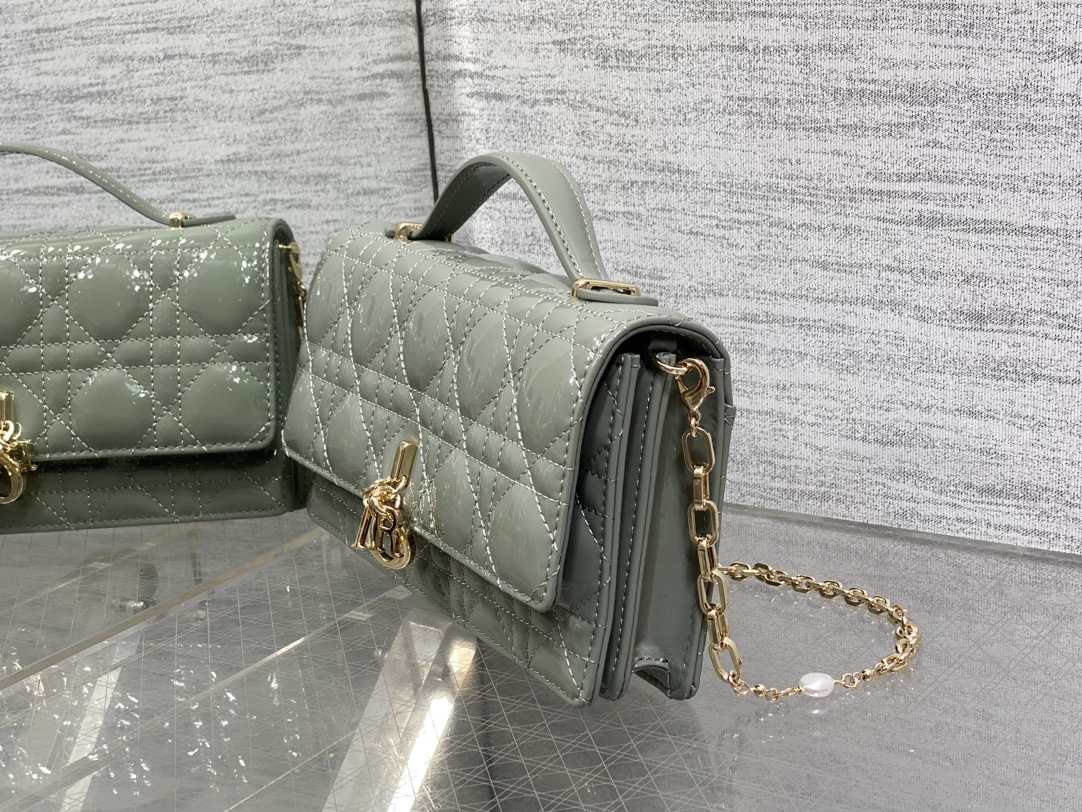 Dior CD 디올 진주 체인 클러치백 가방 스몰