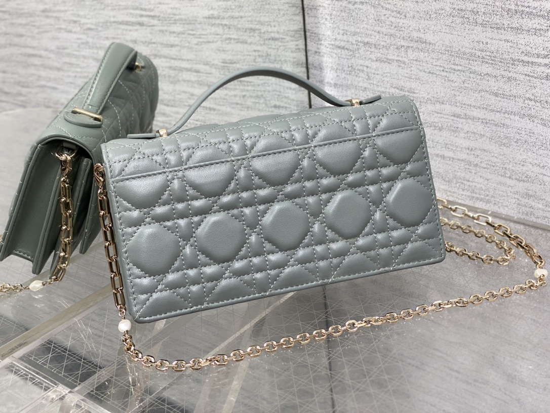 Dior CD 디올 진주 체인 클러치백 가방 스몰