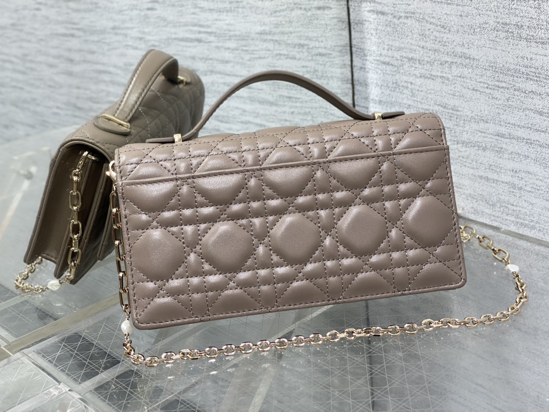 Dior CD 디올 진주 체인 클러치백 가방 스몰