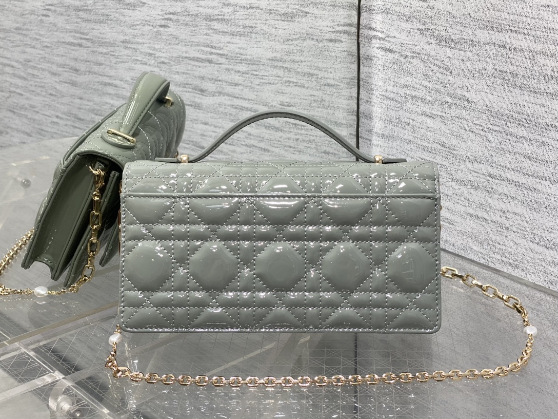 Dior CD 디올 진주 체인 클러치백 가방 스몰
