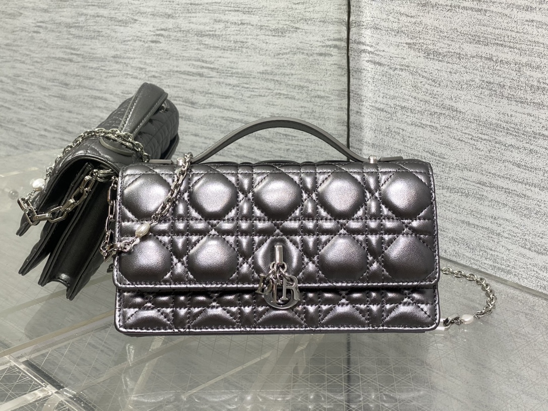 Dior CD 디올 진주 체인 클러치백 가방 스몰