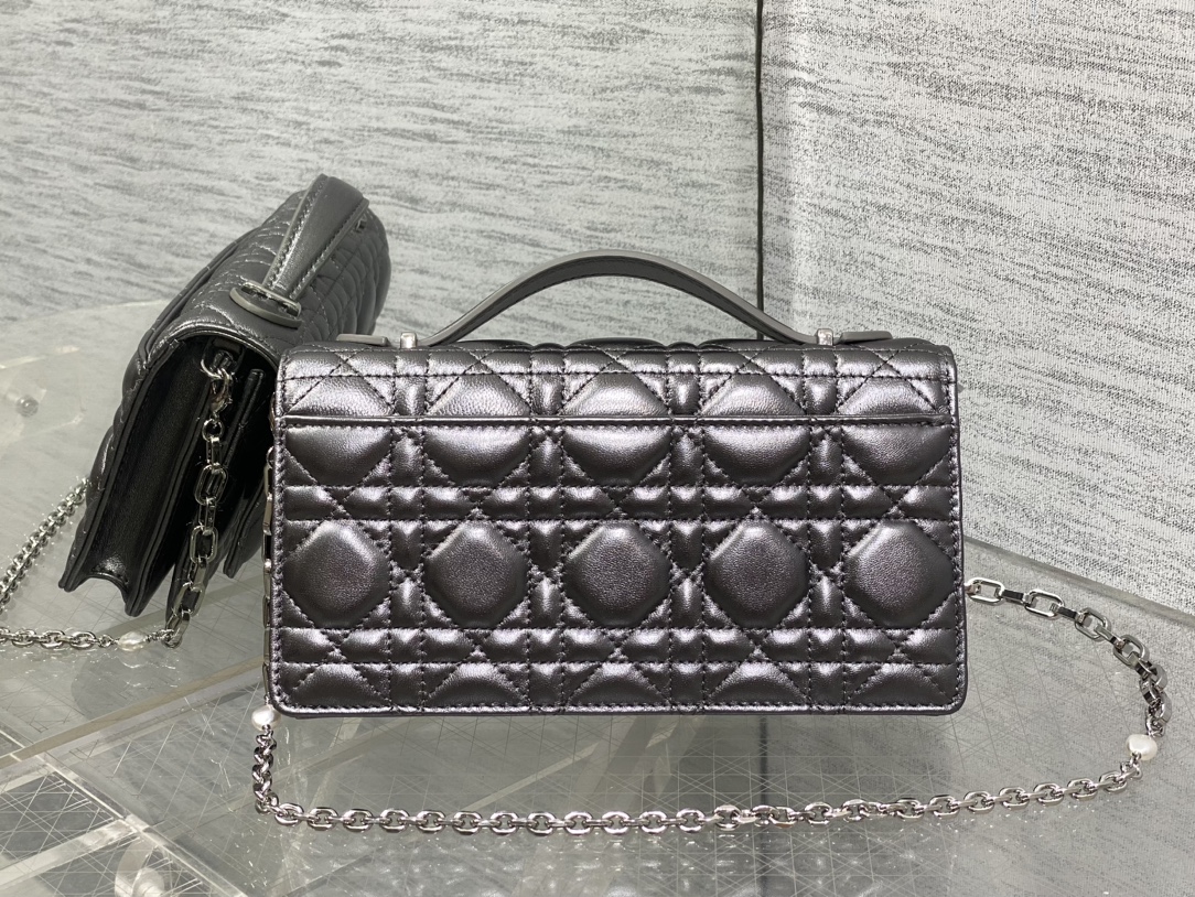 Dior CD 디올 진주 체인 클러치백 가방 스몰