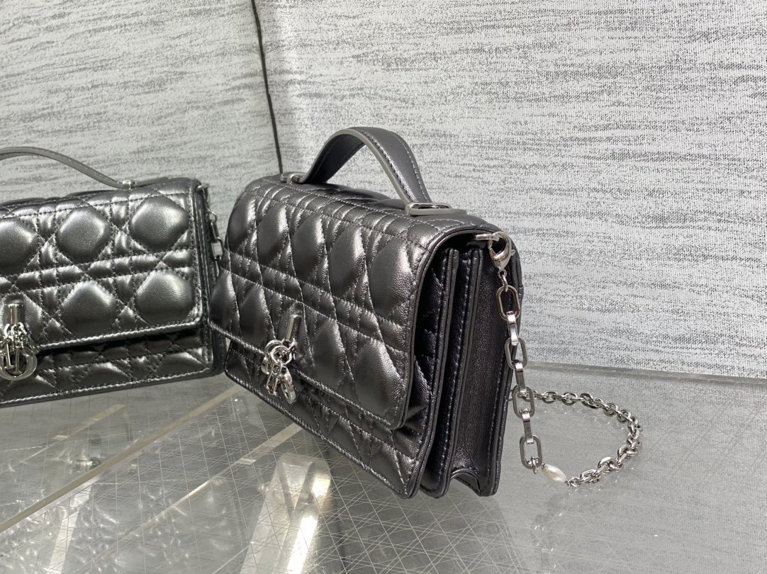 Dior CD 디올 진주 체인 클러치백 가방 스몰