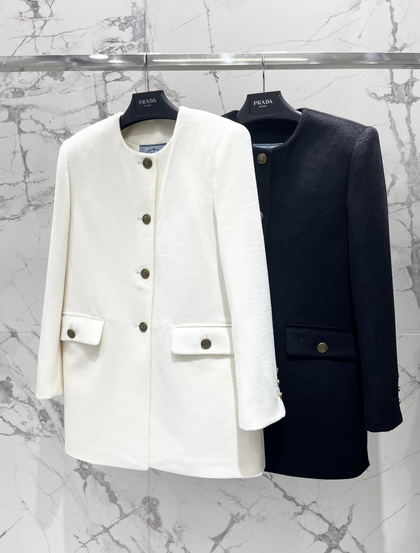 PRADA 프라다 중기장 울 코트 의류