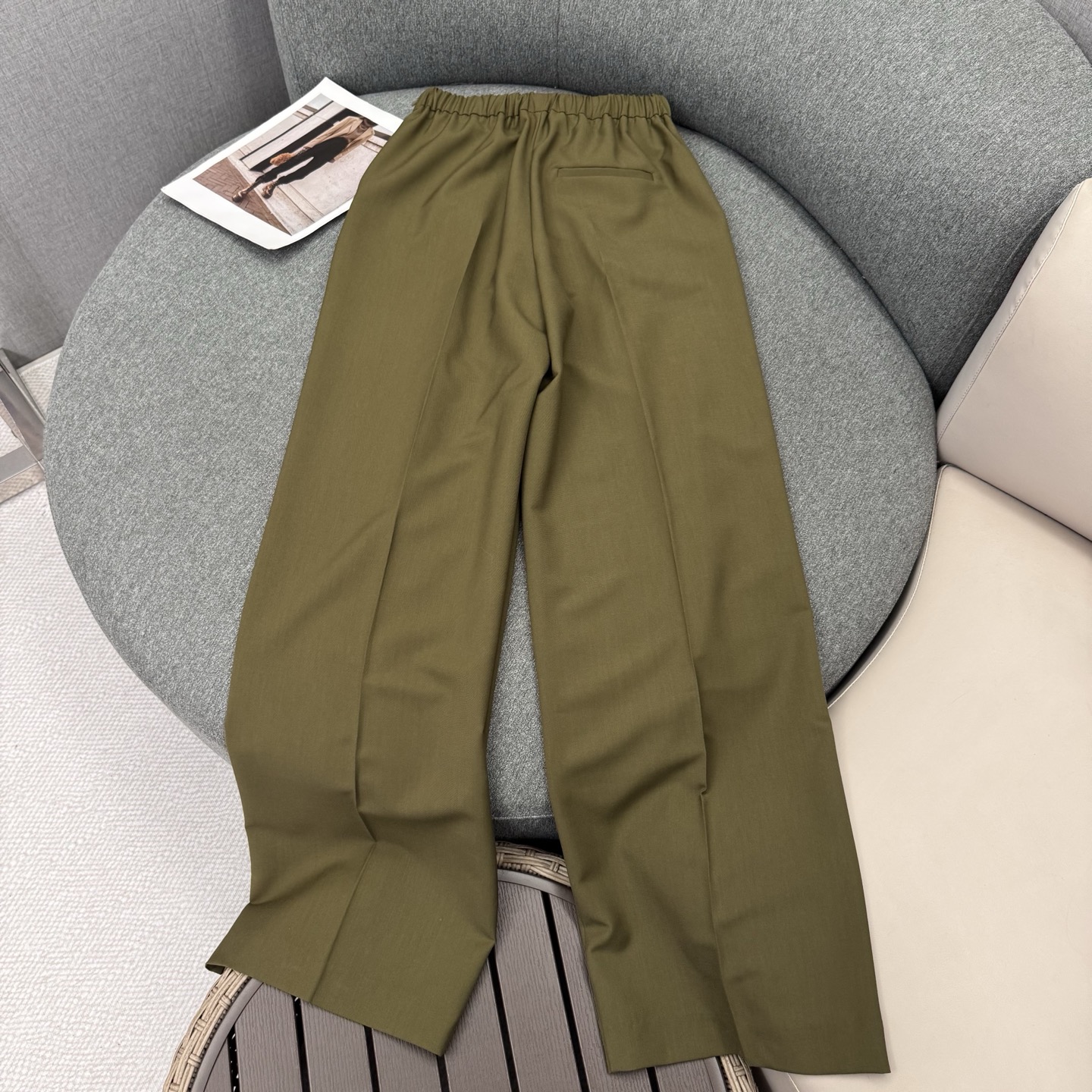 Loewe 로에베 가죽 벨트 디테일 일자 팬츠 바지 의류