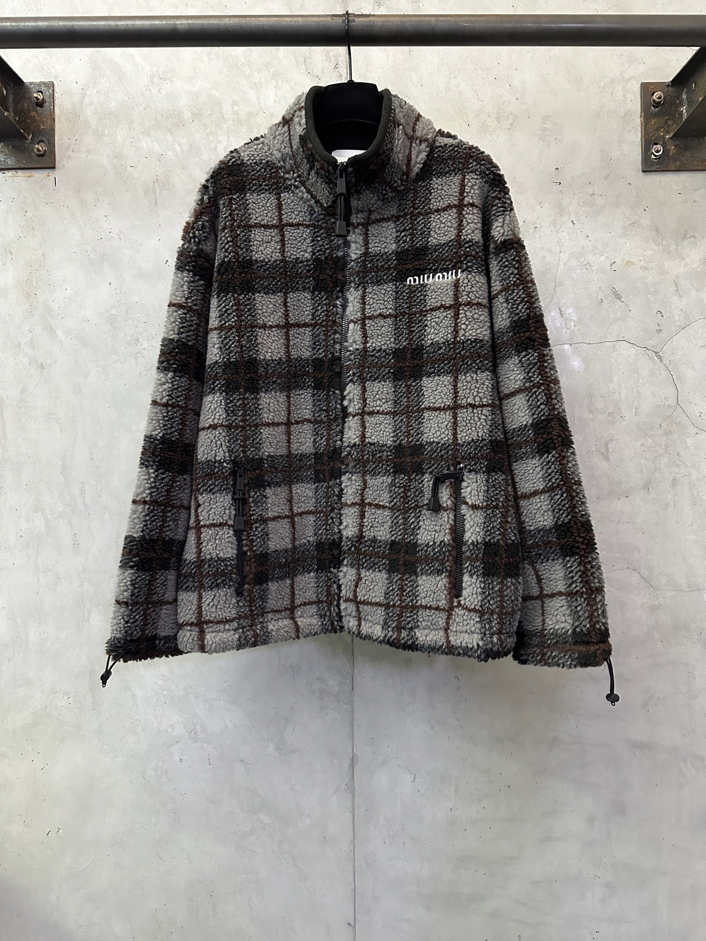 MiuMiu 미우미우 양고슬 체크 자수 집업 점퍼 후리스 플리스 자켓 재킷 의류