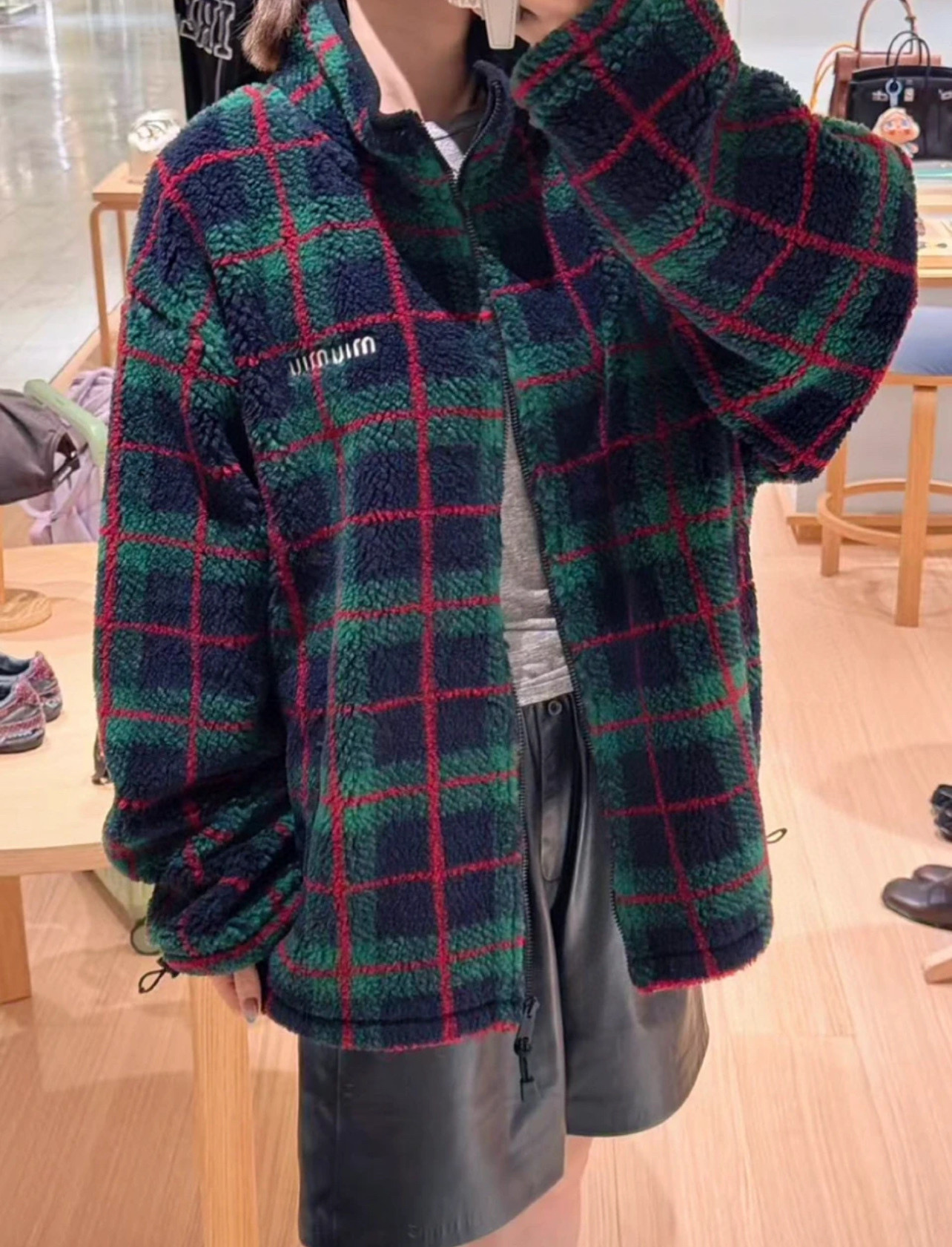 MiuMiu 미우미우 양고슬 체크 자수 집업 점퍼 후리스 플리스 자켓 재킷 의류