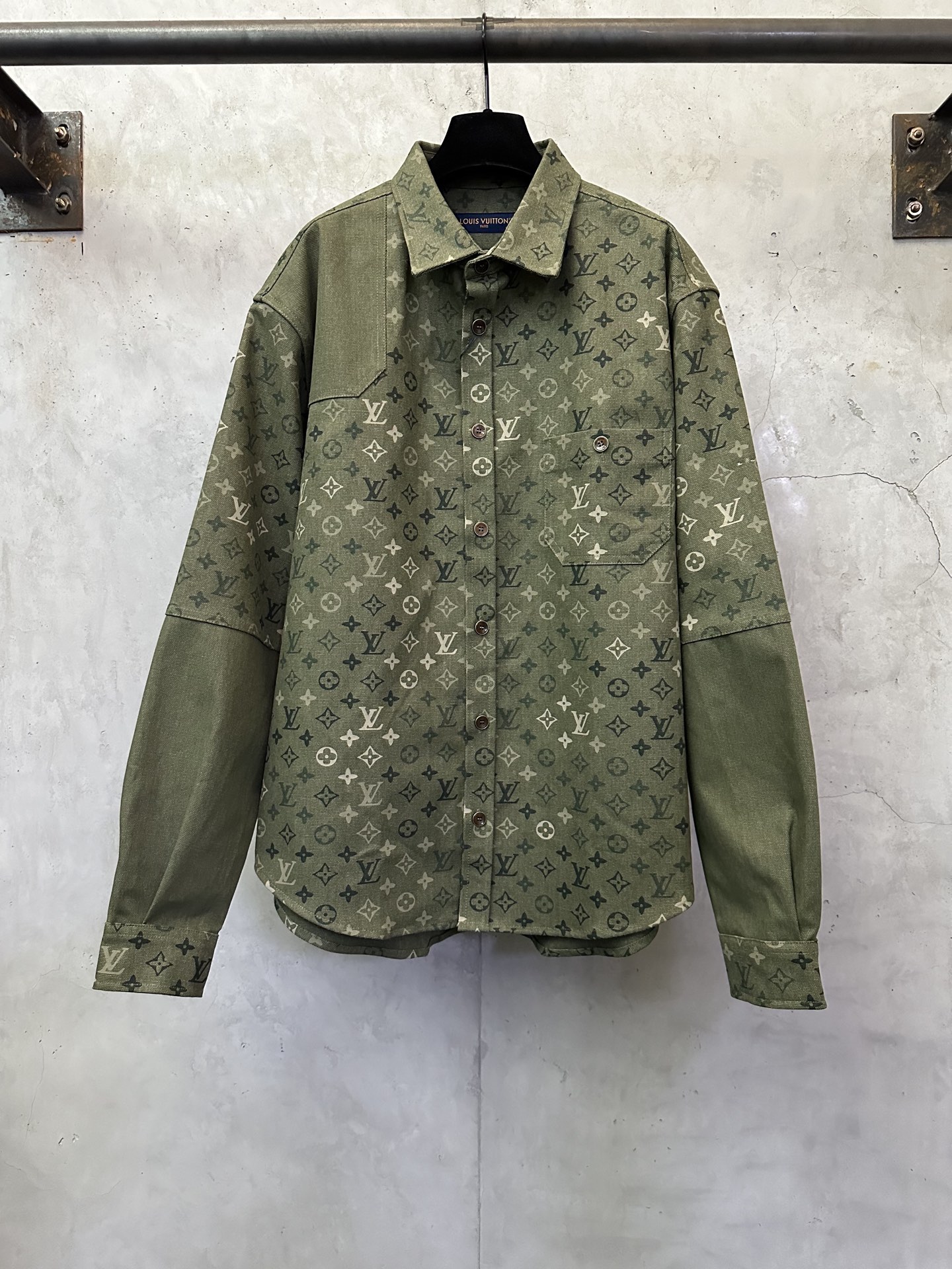 LV 루이비통 카라 풀프린트 워크 자켓 셔츠 의류