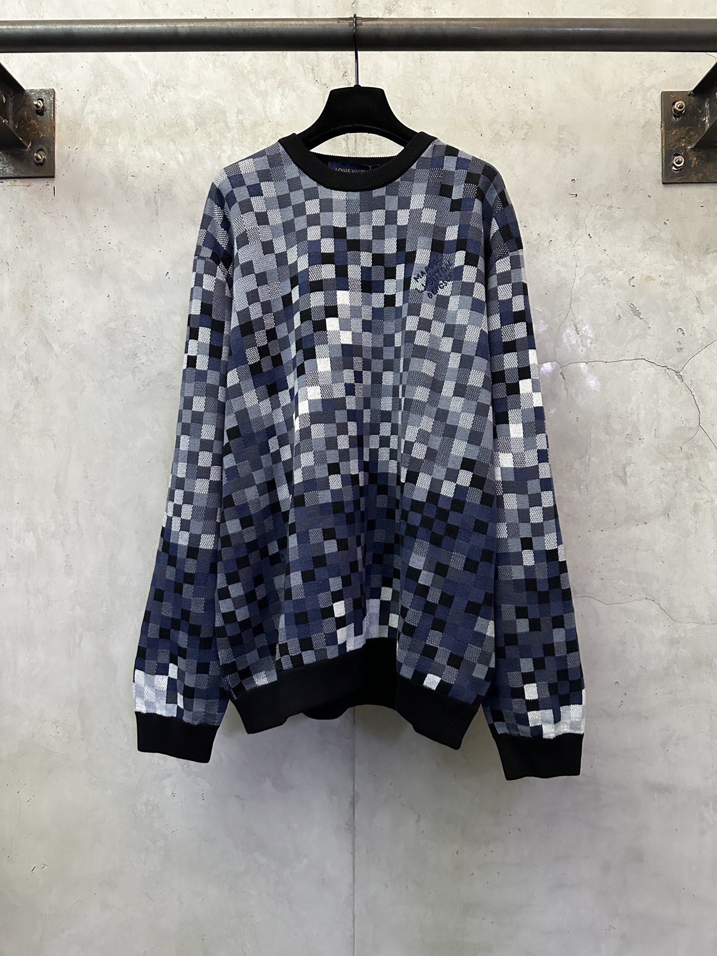 LV 루이비통 라운드넥 리브 조직 니트 의류