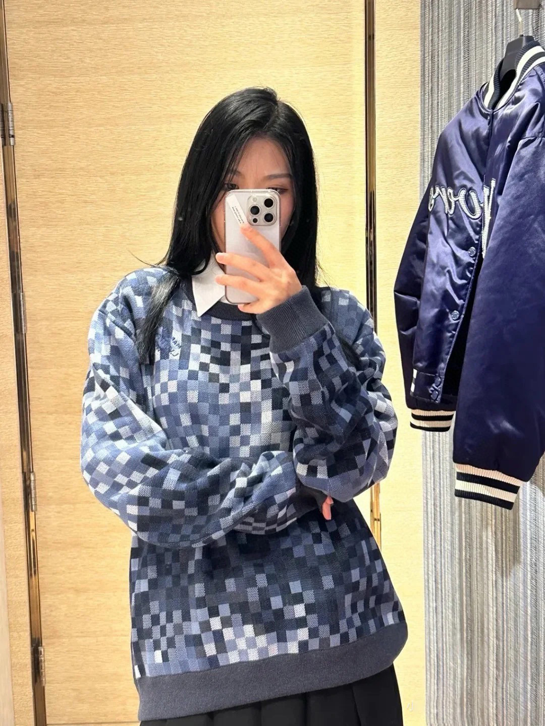 LV 루이비통 라운드넥 리브 조직 니트 의류