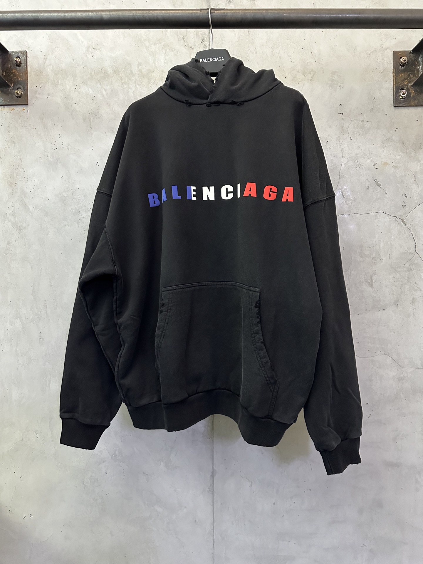 Balenciaga 발렌시아가 그라데이션 로고 후드티 의류