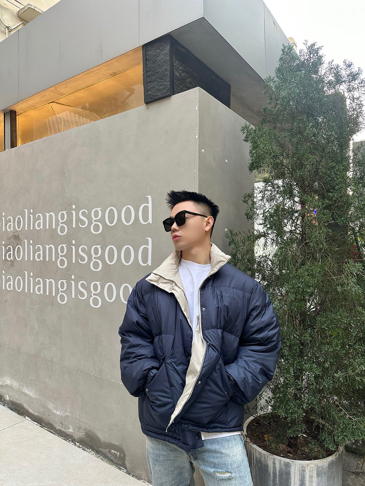 MIUMIU 미우미우 더블페이스 하이넥 로고 집업 다운 패딩 재킷 의류