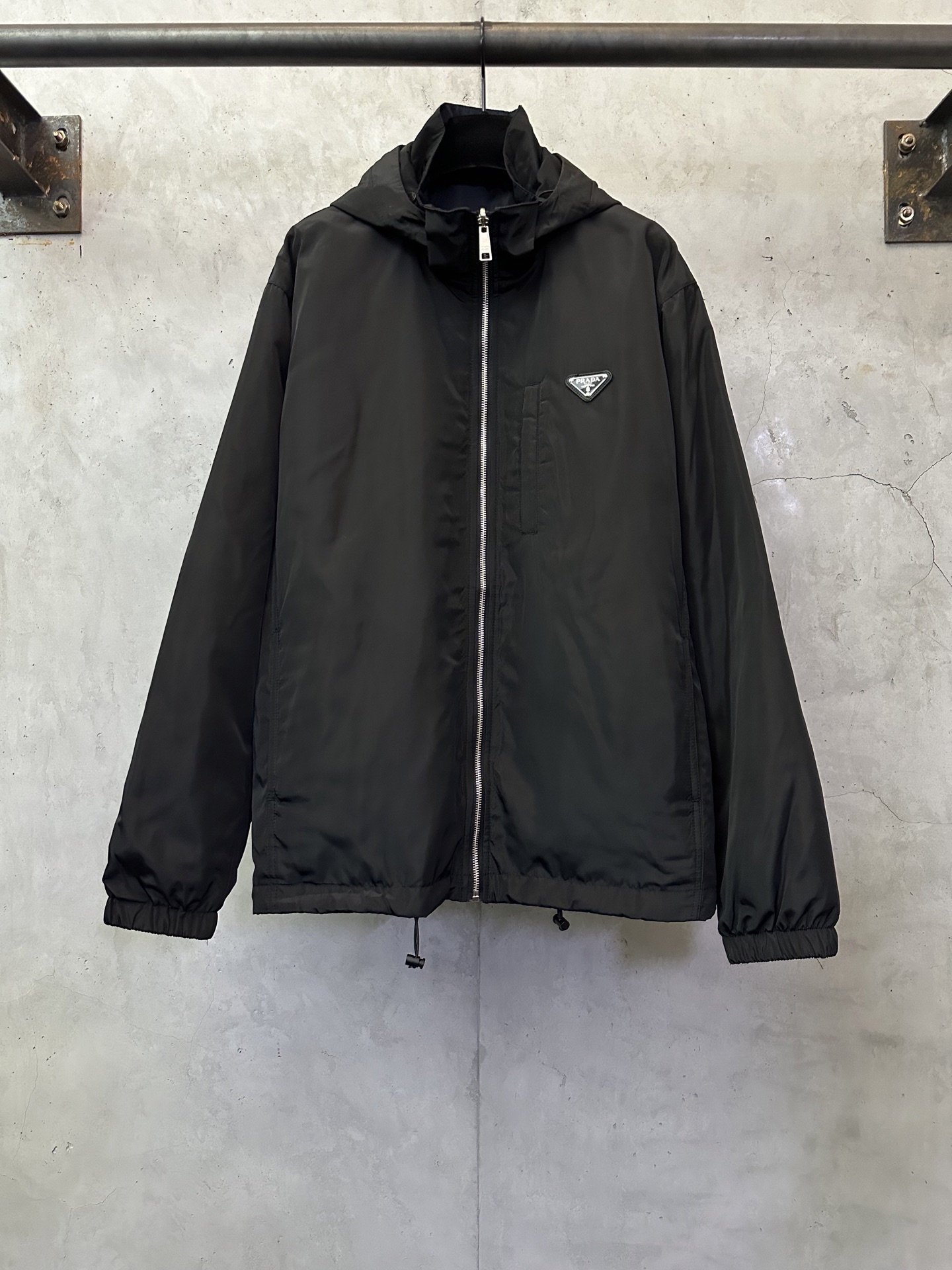 PRADA 프라다 나일론 리버서블 패딩 트렌치 아우터 바람막이 자켓 재킷 의류