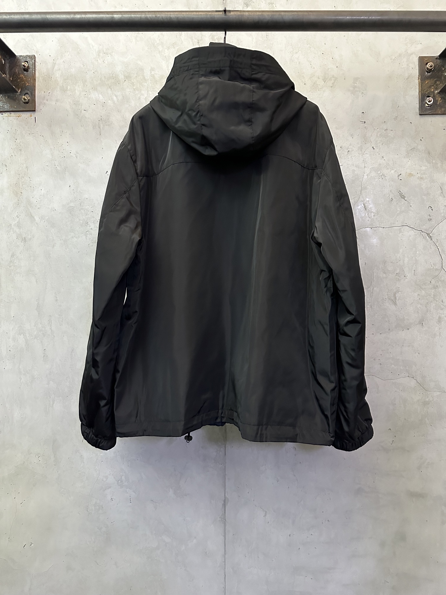 PRADA 프라다 나일론 리버서블 패딩 트렌치 아우터 바람막이 자켓 재킷 의류