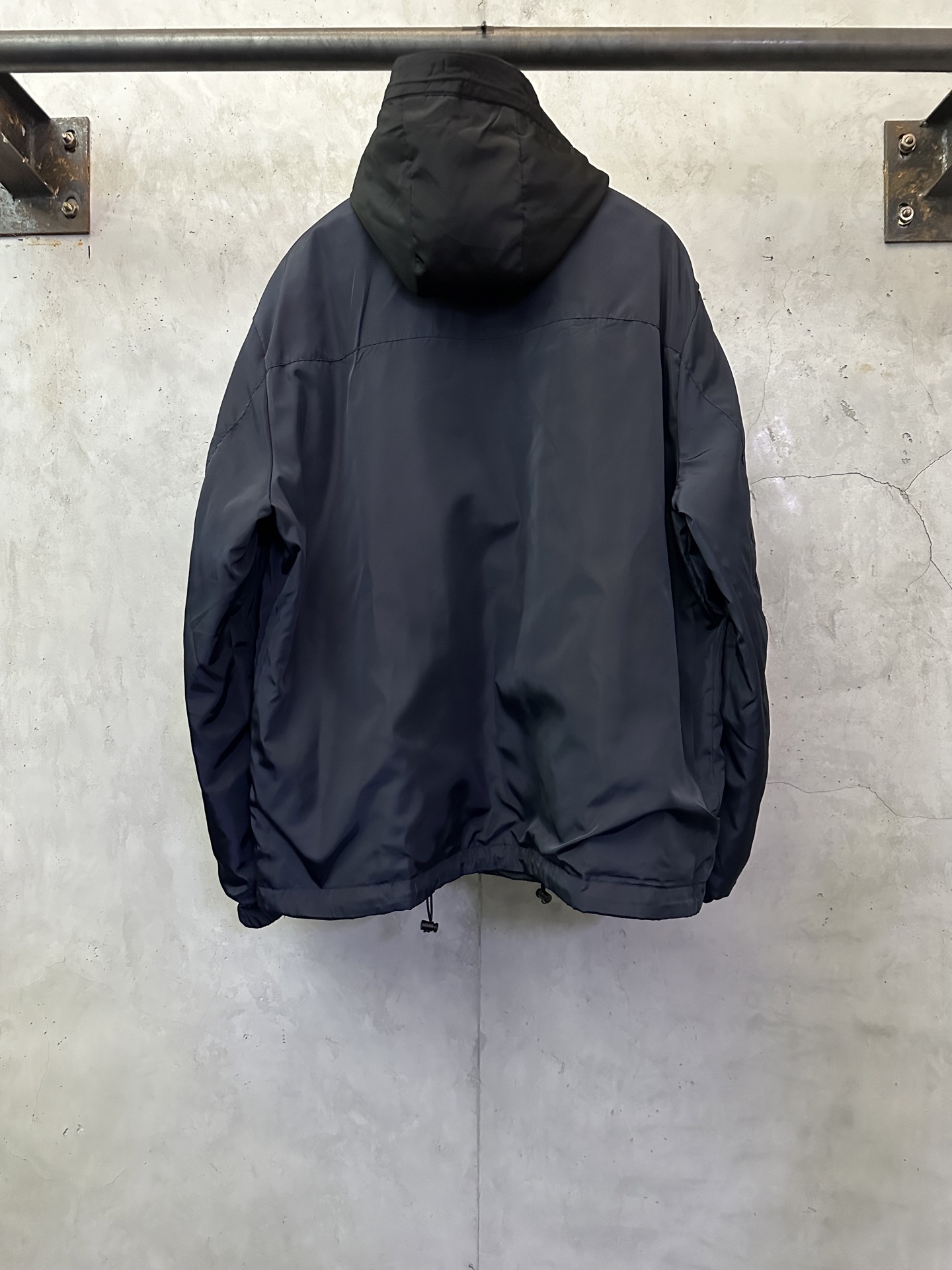 PRADA 프라다 나일론 리버서블 패딩 트렌치 아우터 바람막이 자켓 재킷 의류