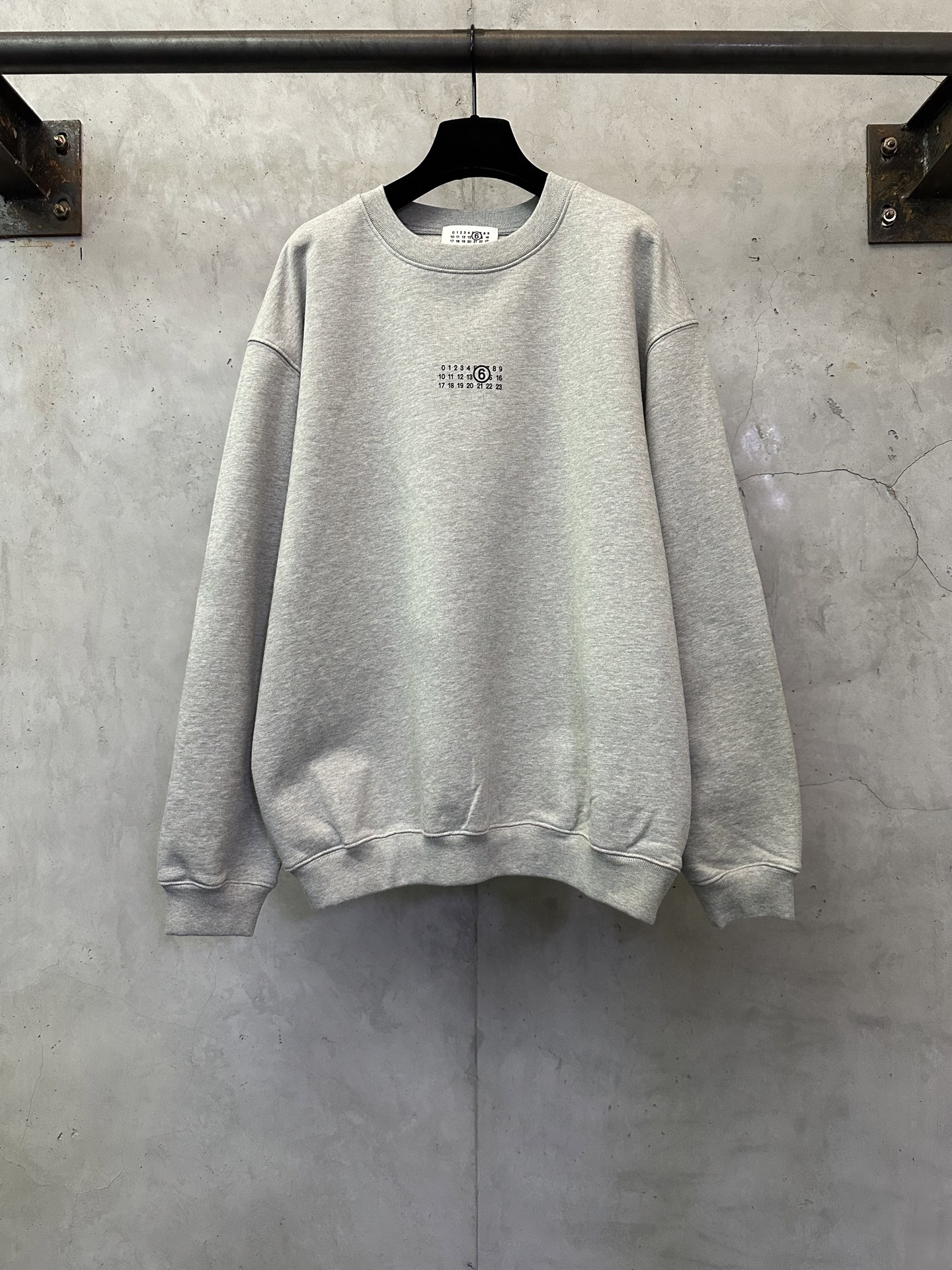 Martin Mariela MM6 마틴 메종 마르지엘라 캘린더 프린트 맨투맨 티셔츠 의류