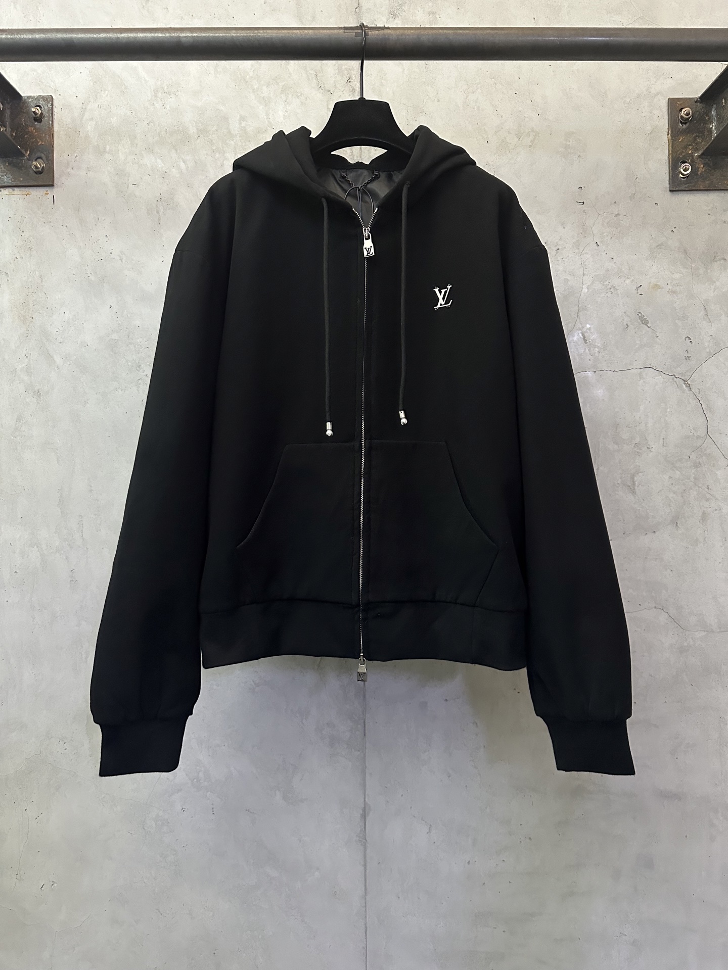 LOUIS VUITTON LV 루이비통 핸드스티치 로고 테크 코튼·울 후드 집업 자켓 의류