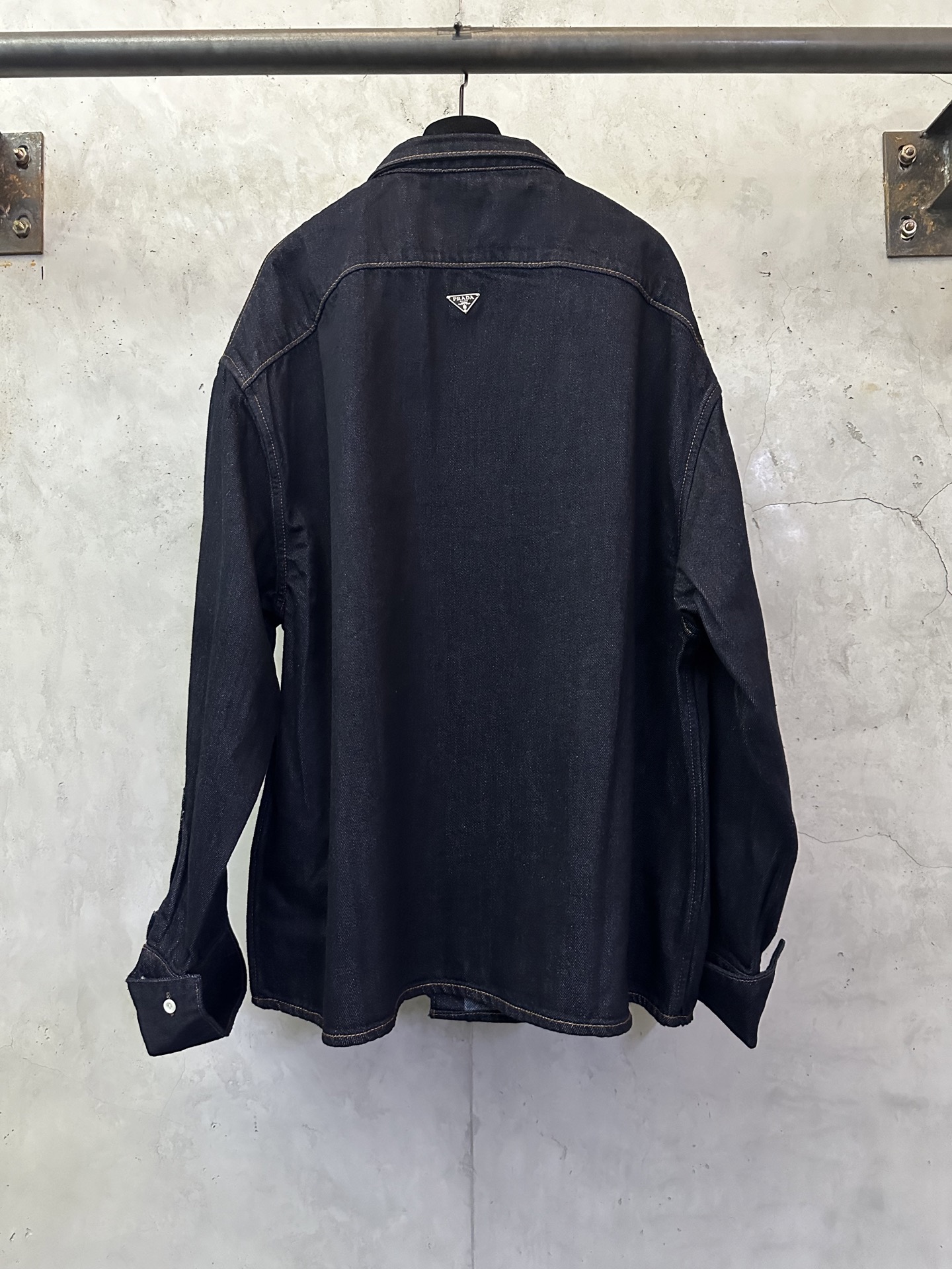 PRADA 프라다 루즈핏 데님 셔츠형 자켓 재킷 의류