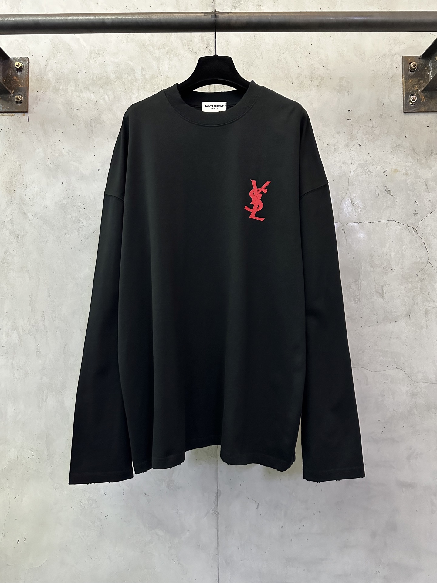 YSL 생로랑 클래식 로고 프린트 롱슬리브 긴팔 티셔츠 의류