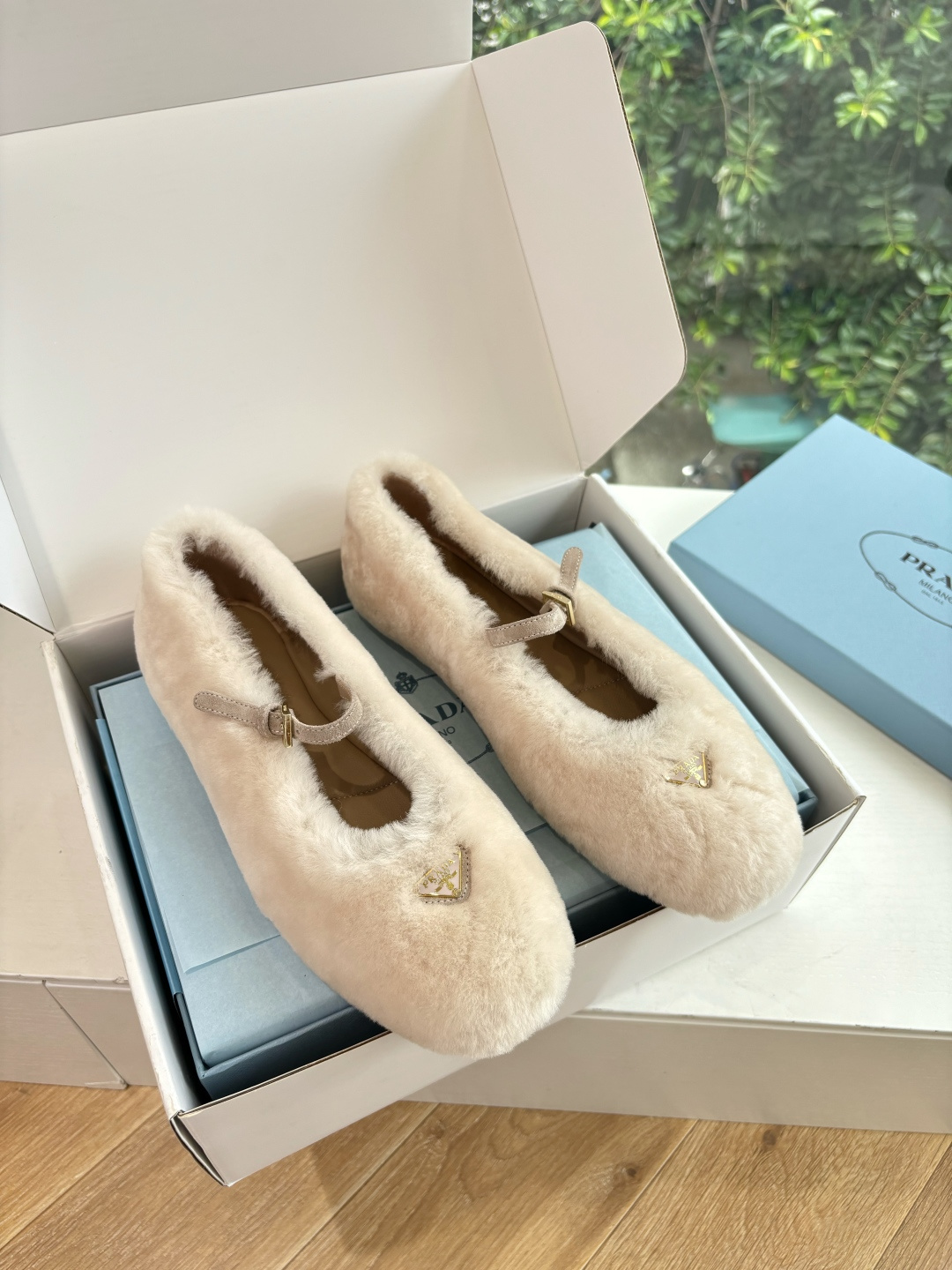 PRADA 프라다 로퍼 신발