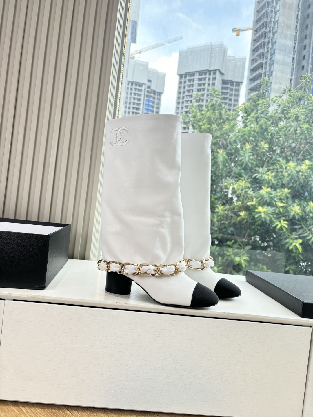 CHANEL 샤넬 가을/겨울 신상 부츠 (바이크/라이더 스타일) 신발