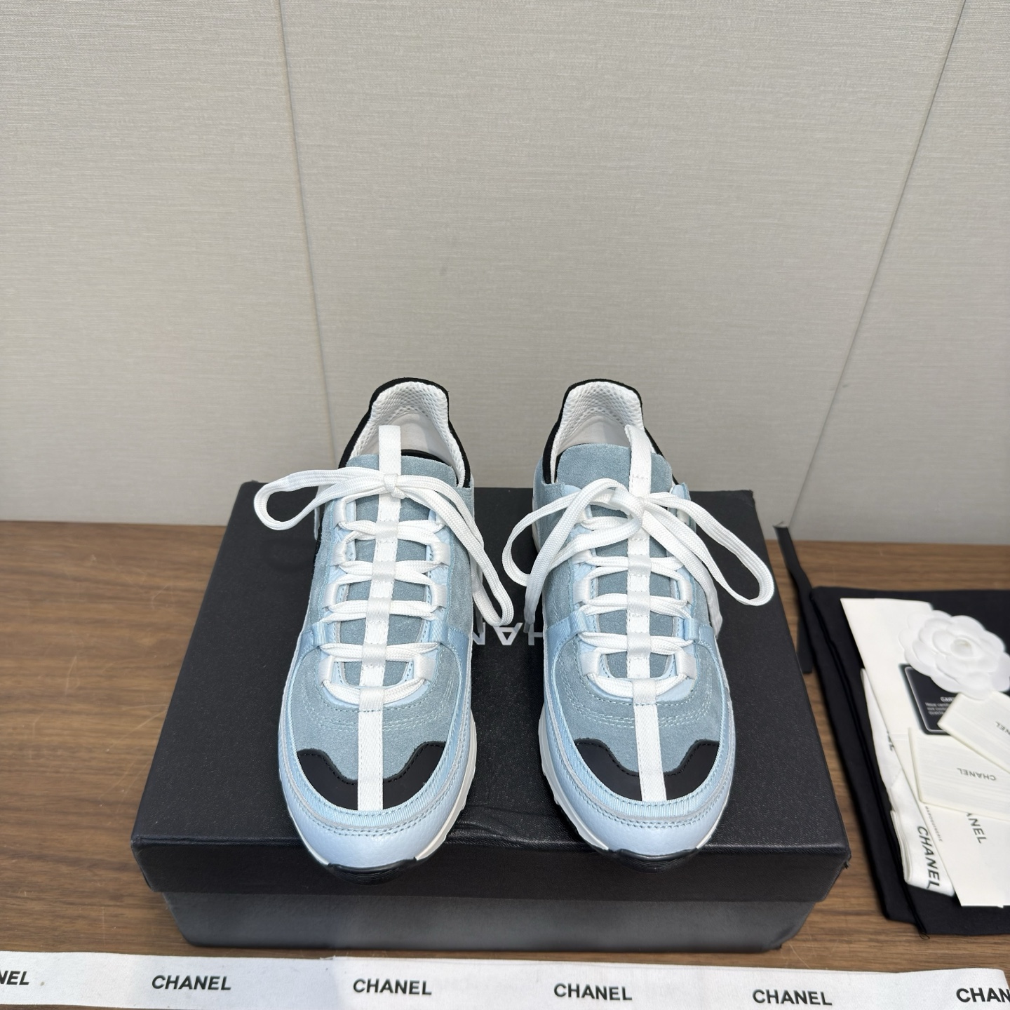 Chanel 26C 샤넬 캐주얼 스니커즈 신발