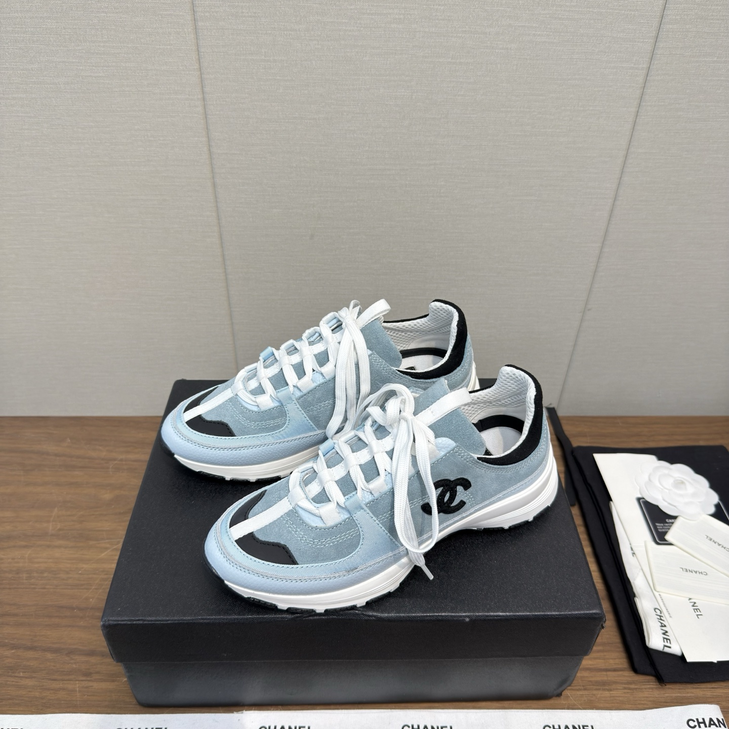 Chanel 26C 샤넬 캐주얼 스니커즈 신발