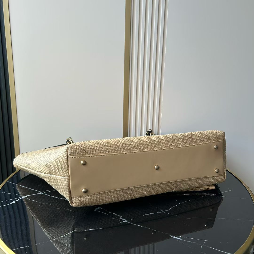 Chanel 샤넬 Maxi Hobo bag 맥시 호보백 토트 쇼퍼백 가방