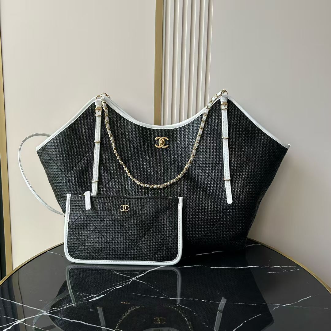 Chanel 샤넬 Maxi Hobo bag 맥시 호보백 토트 쇼퍼백 가방