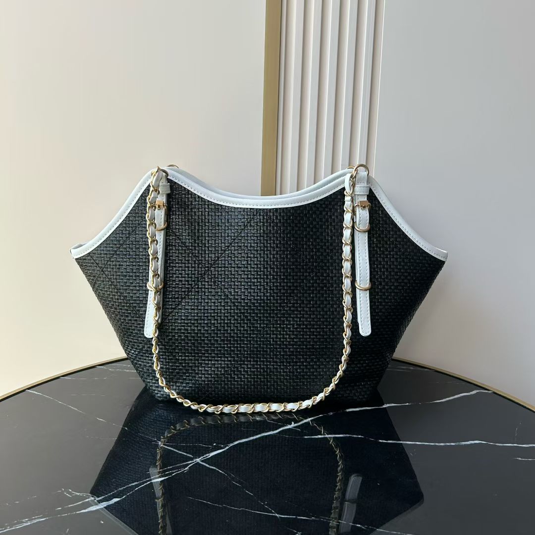 Chanel Maxi Hobo Bag 샤넬 호보백 토트백 숄더백 가방