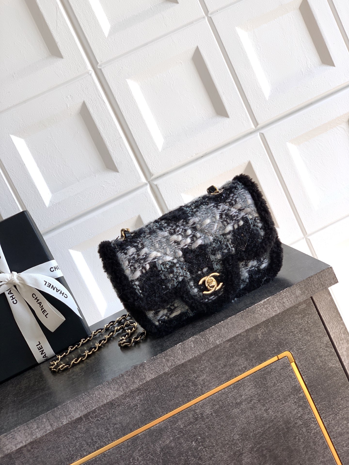 Chanel CF Mini 20cm – 샤넬 블랙 & 화이트 숄더백 가방