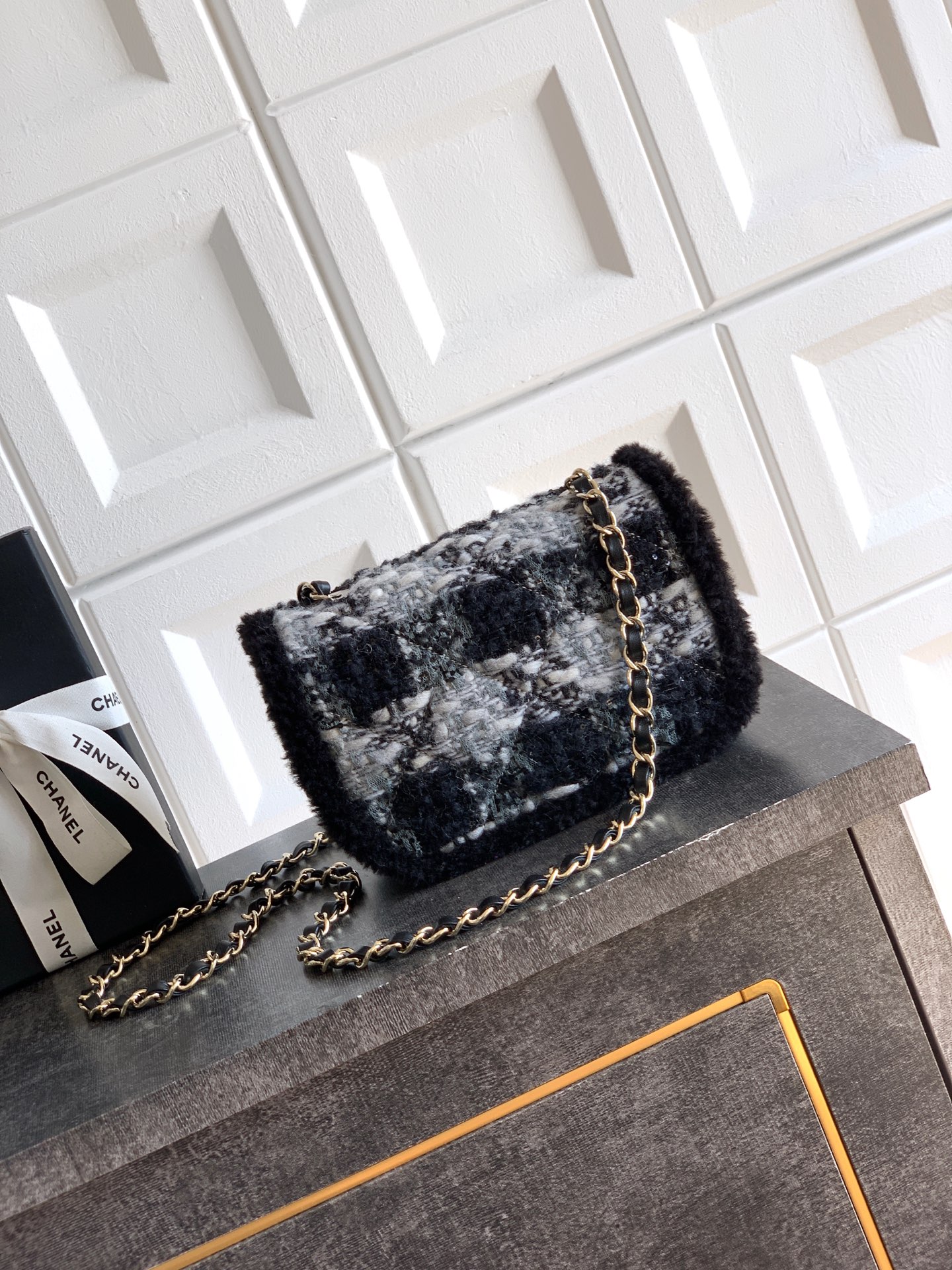 Chanel CF Mini 20cm – 샤넬 블랙 & 화이트 숄더백 가방