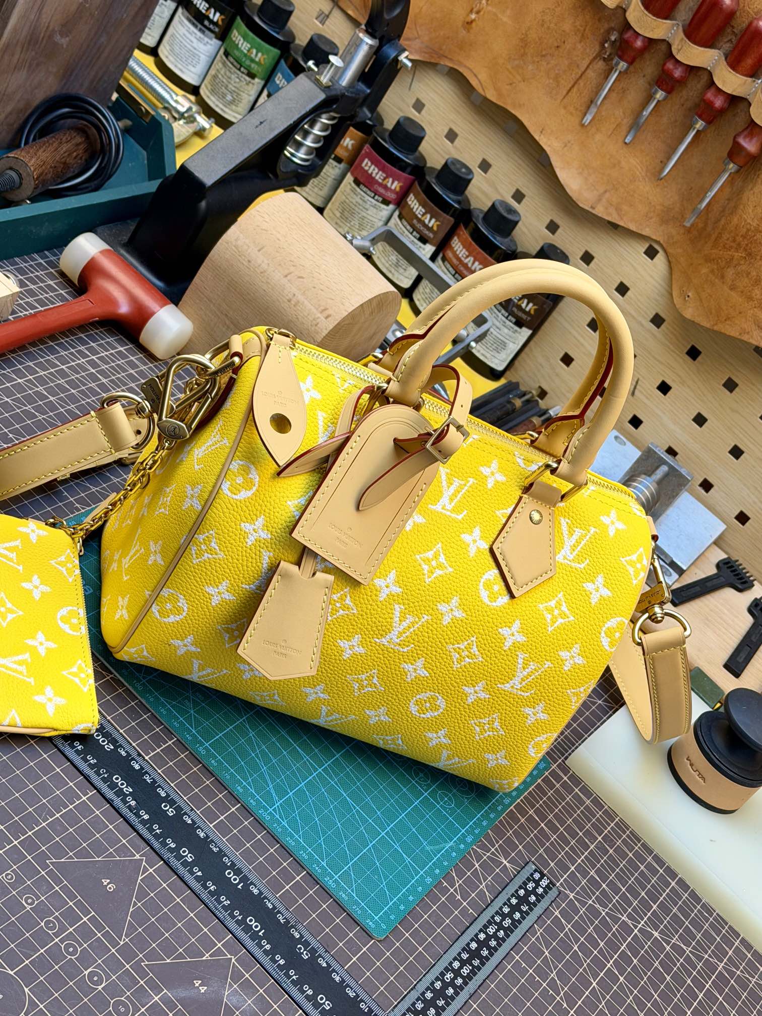 Louis Vuitton Speedy P9 Bandoulière 25 Monogram Leather LV 루이비통 가방