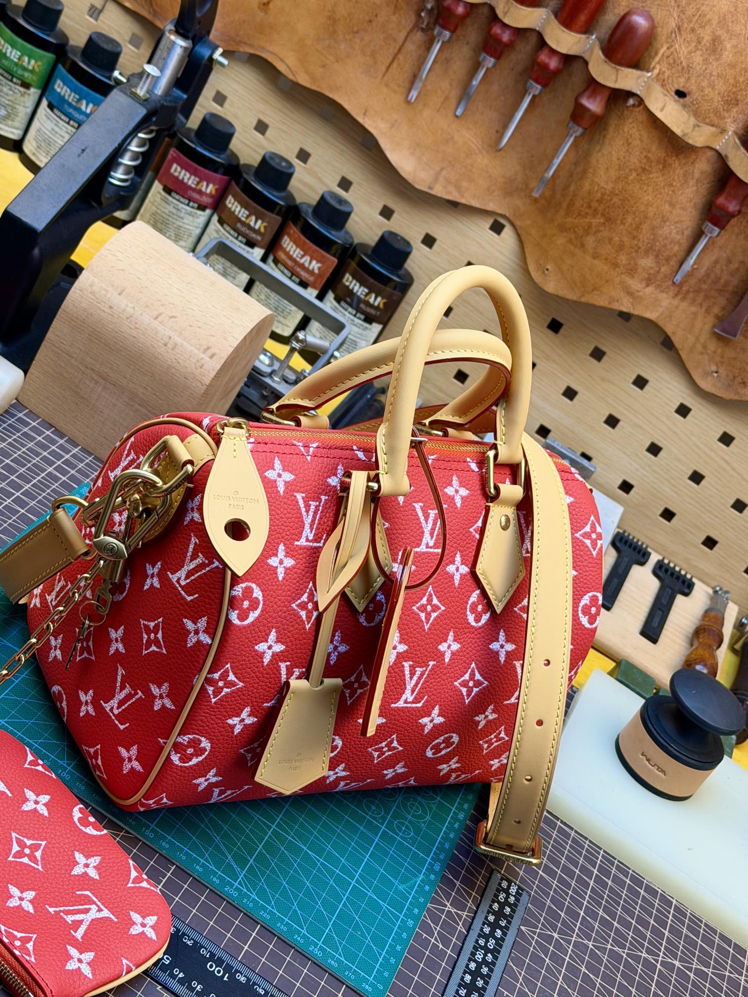 Louis Vuitton Speedy P9 Bandoulière 25 Monogram Leather LV 루이비통 가방