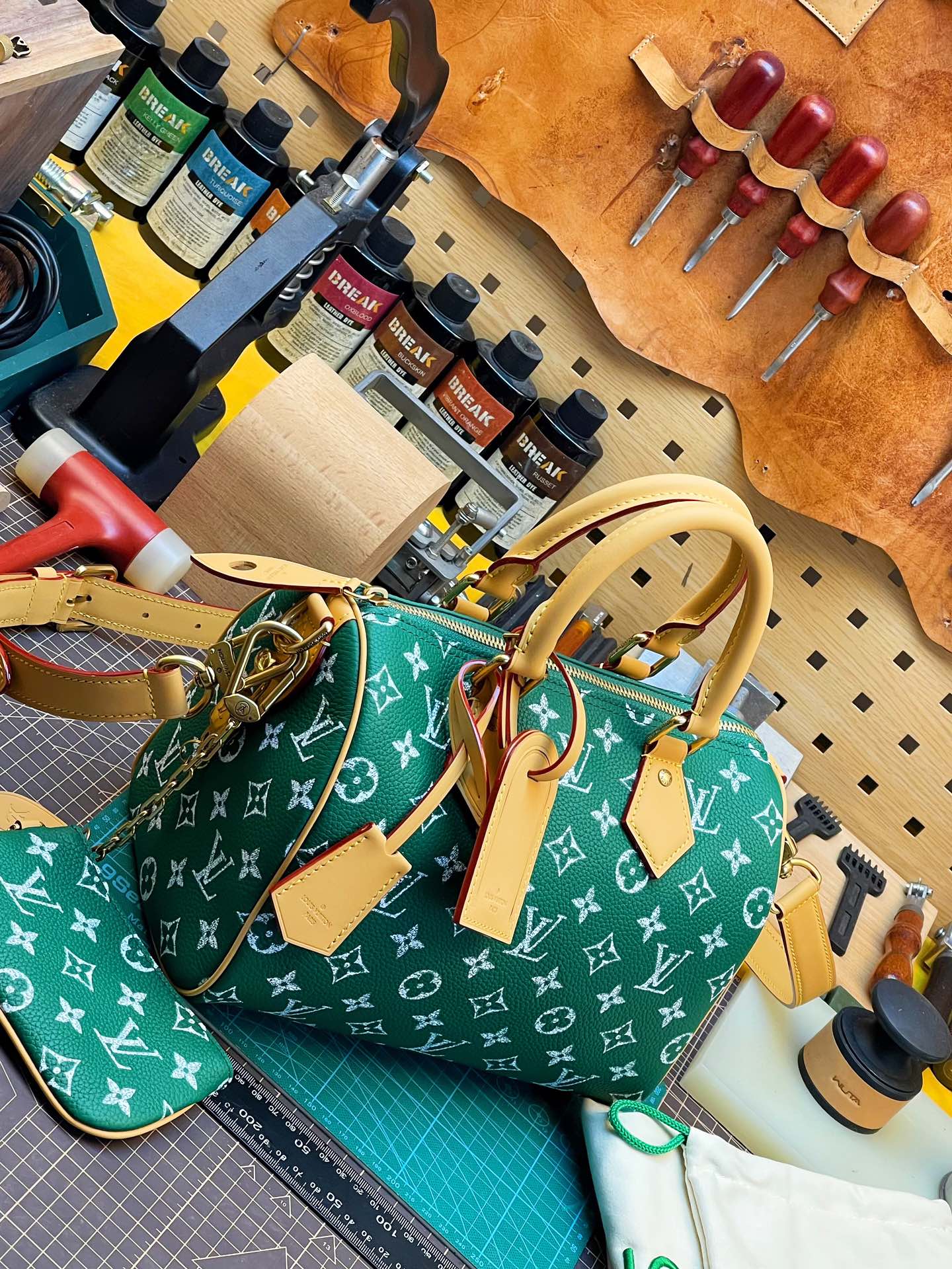 Louis Vuitton Speedy P9 Bandoulière 25 Monogram Leather LV 루이비통 가방