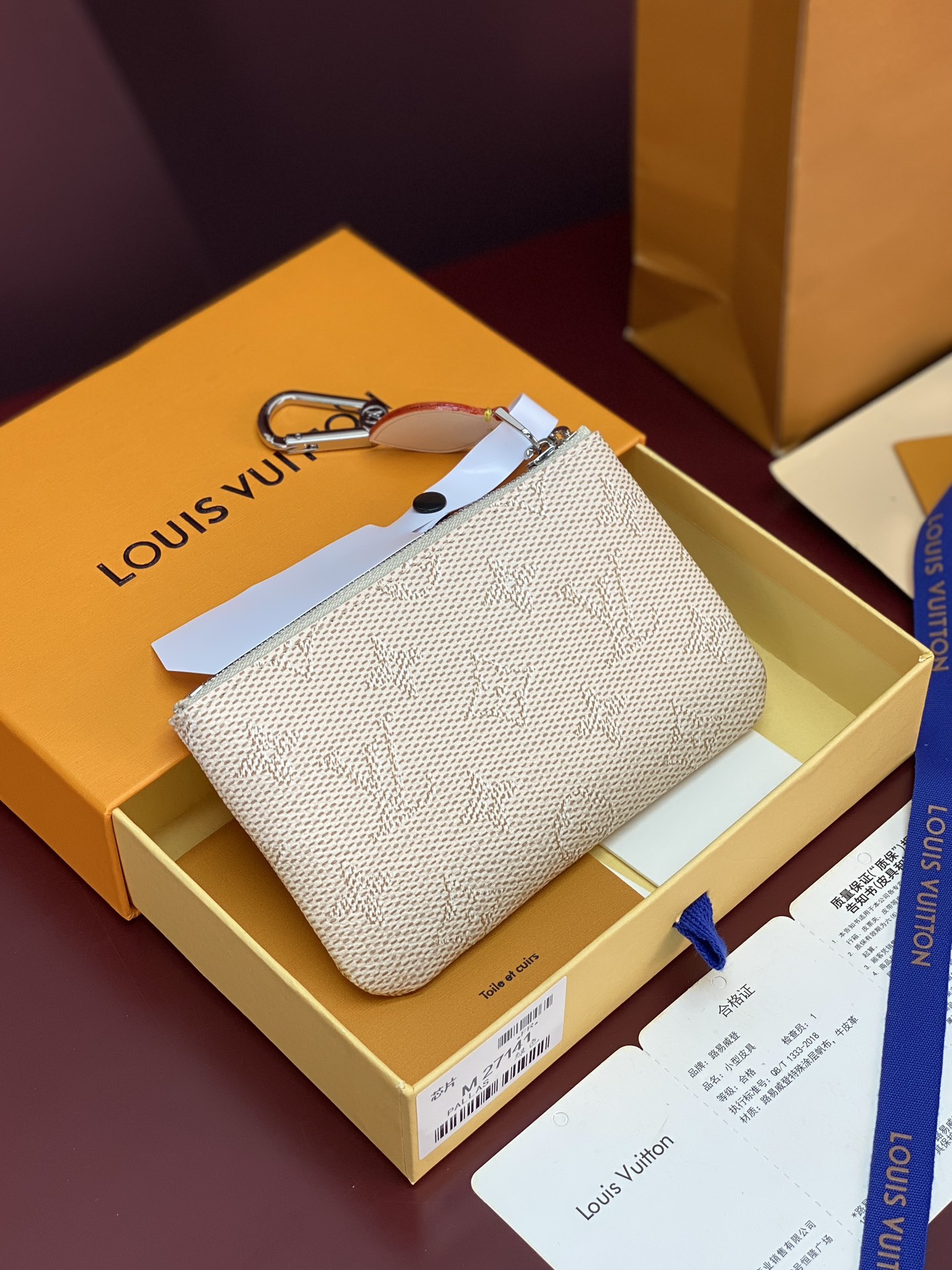 LV 스몰 키 & 코인 파우치 M27141 루이비통 지갑