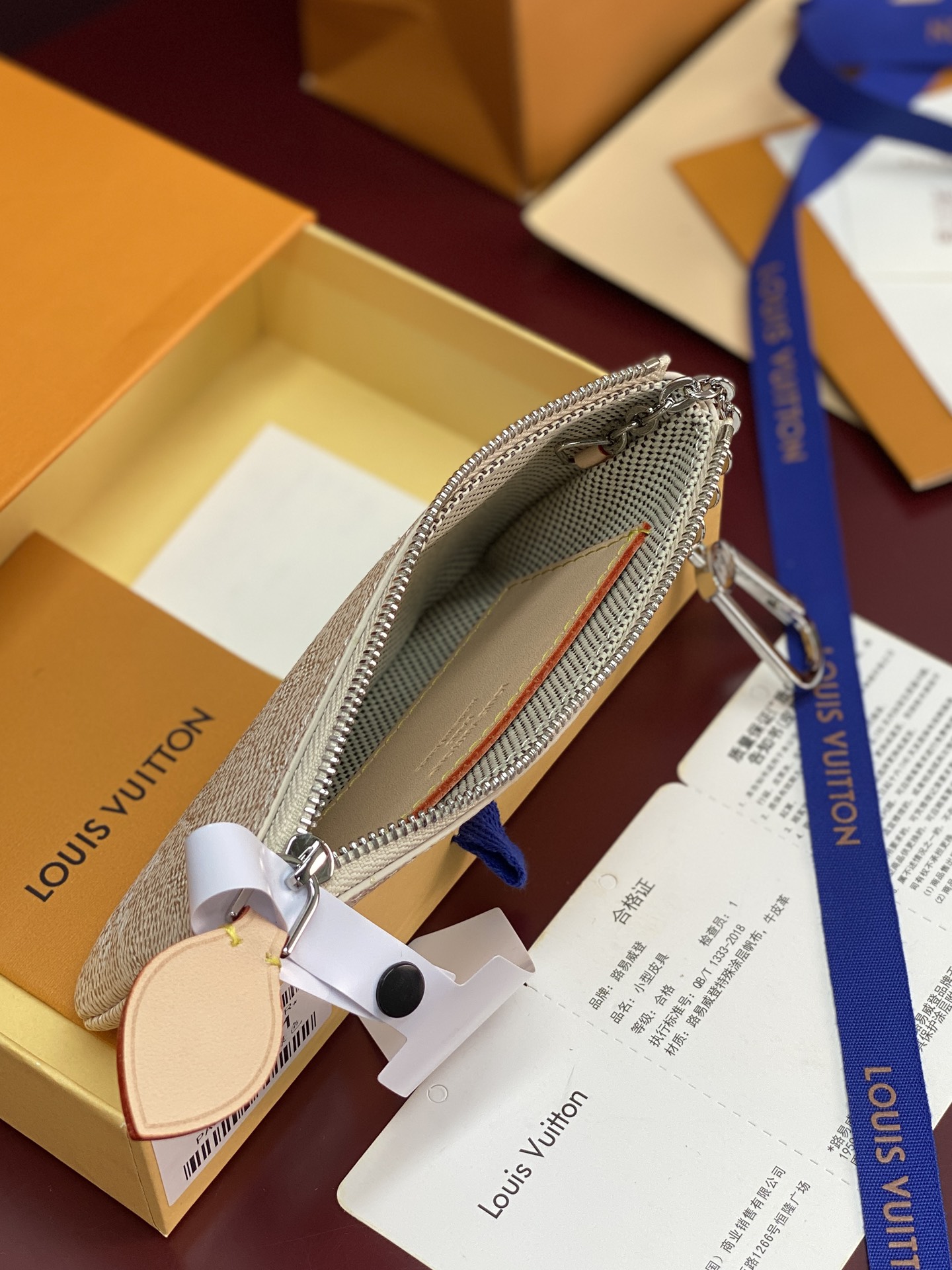 LV 스몰 키 & 코인 파우치 M27141 루이비통 지갑