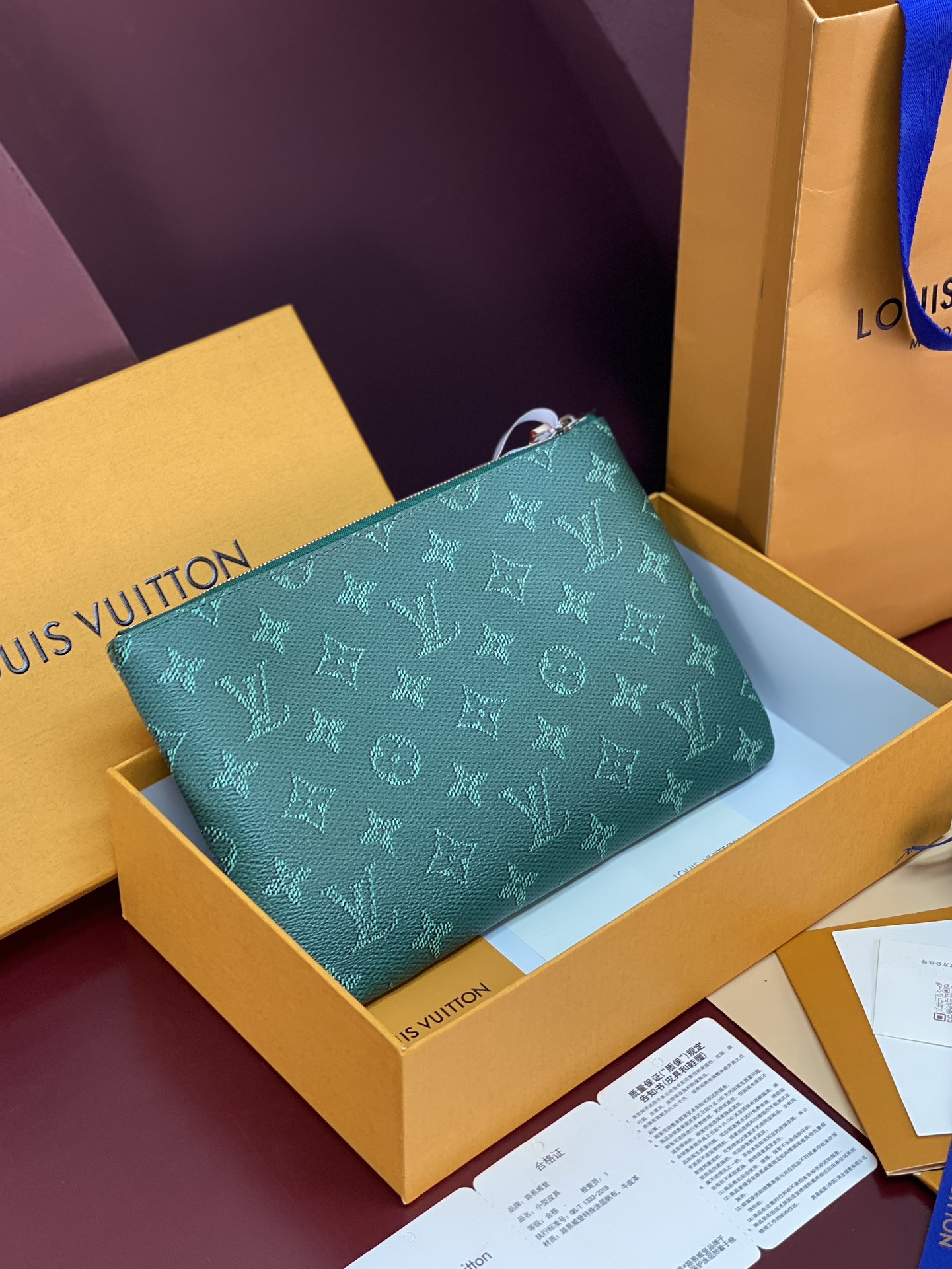 LV 루이비통 미디엄 키 & 코인 파우치 M27109 지갑