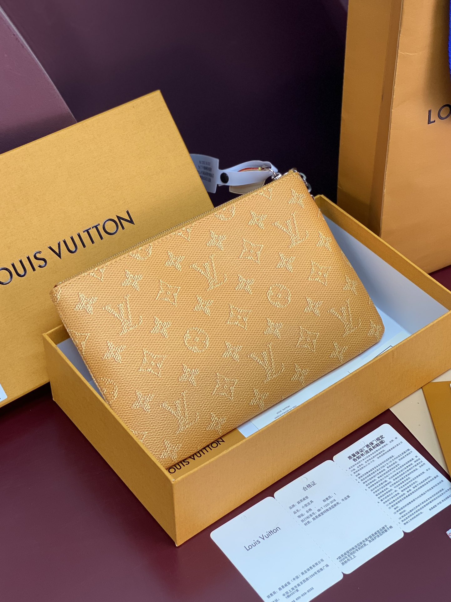 LV 루이비통 미디엄 키 & 코인 파우치 M27109 지갑