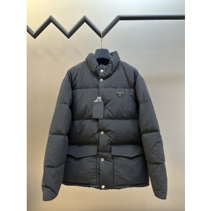 PRADA 프라다 베이직 다운 점퍼 패딩 재킷 의류