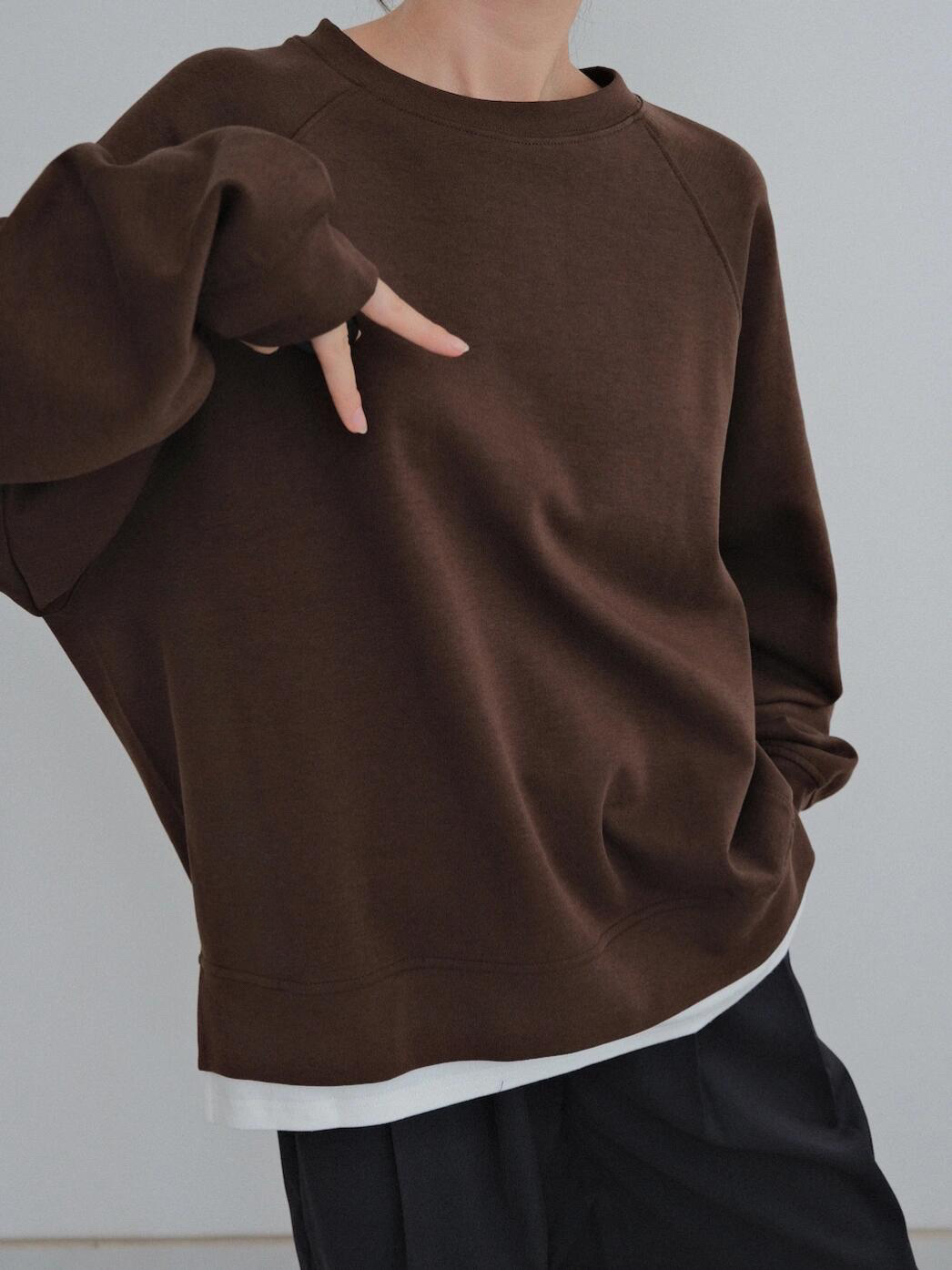 PRADA 프라다 니트 삼각 로고 스웨트셔츠 맨투맨 티셔츠 의류