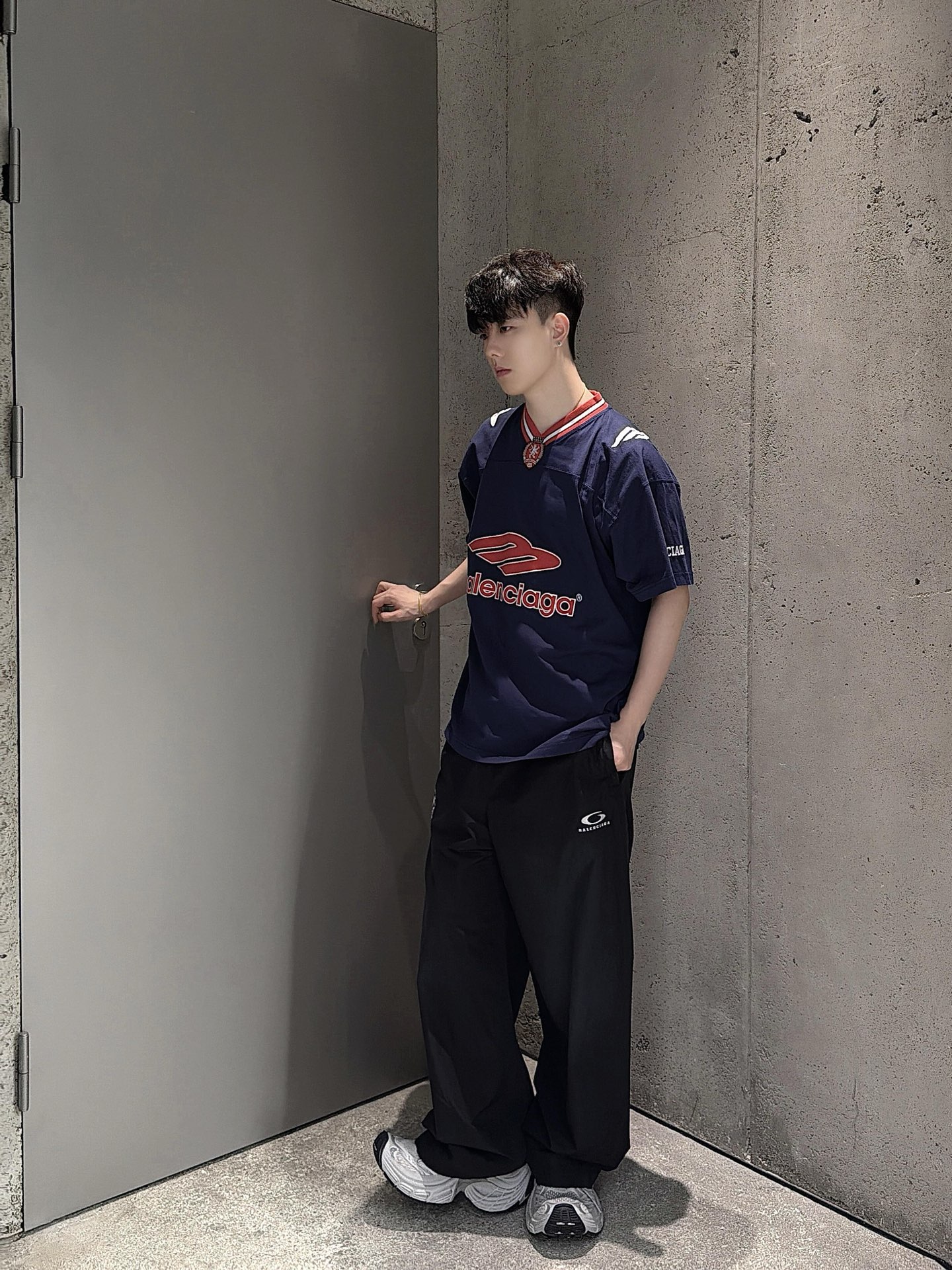 Balenciaga 발렌시아가 팀 시리즈 V넥 반팔 티셔츠 의류