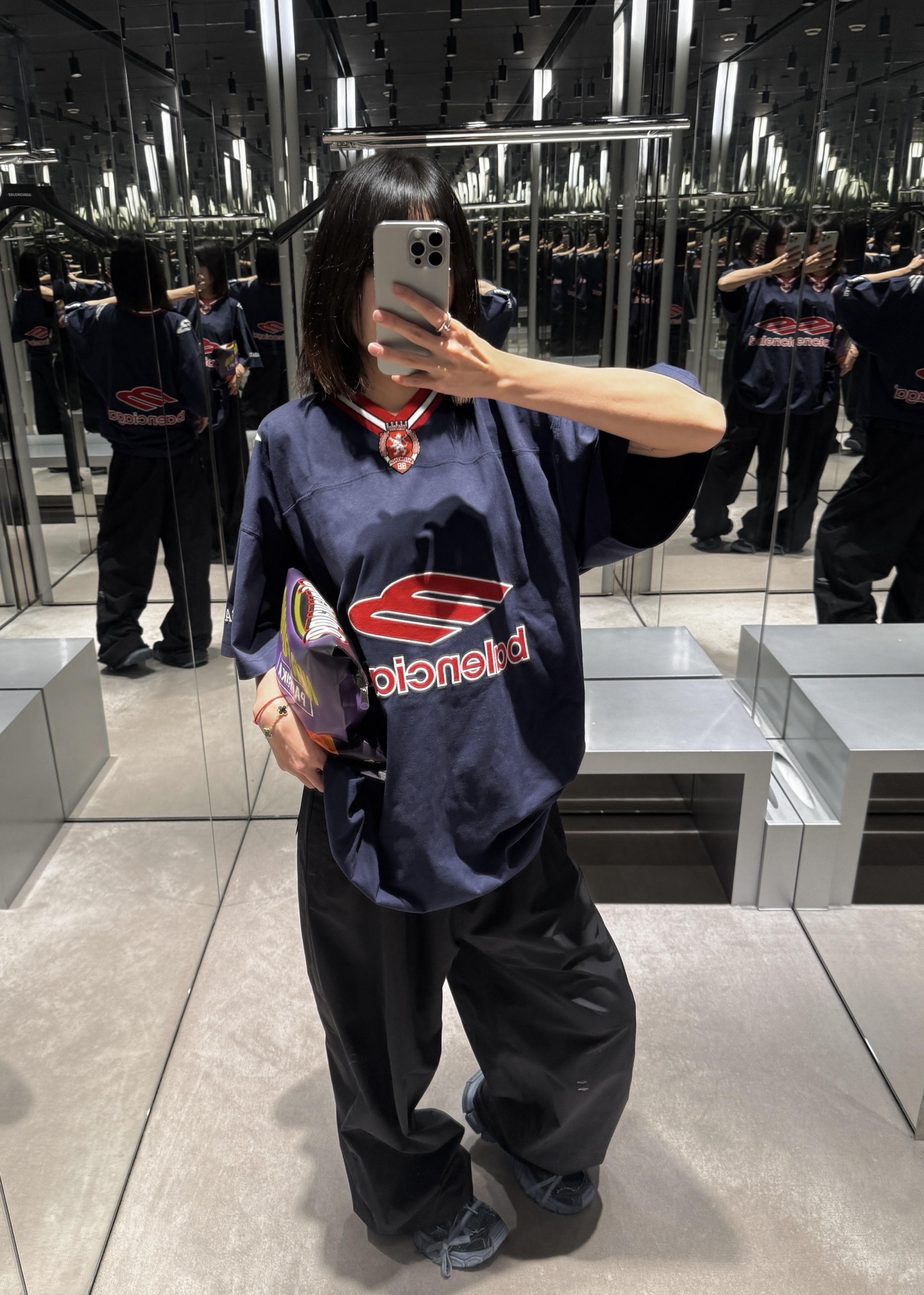 Balenciaga 발렌시아가 팀 시리즈 V넥 반팔 티셔츠 의류