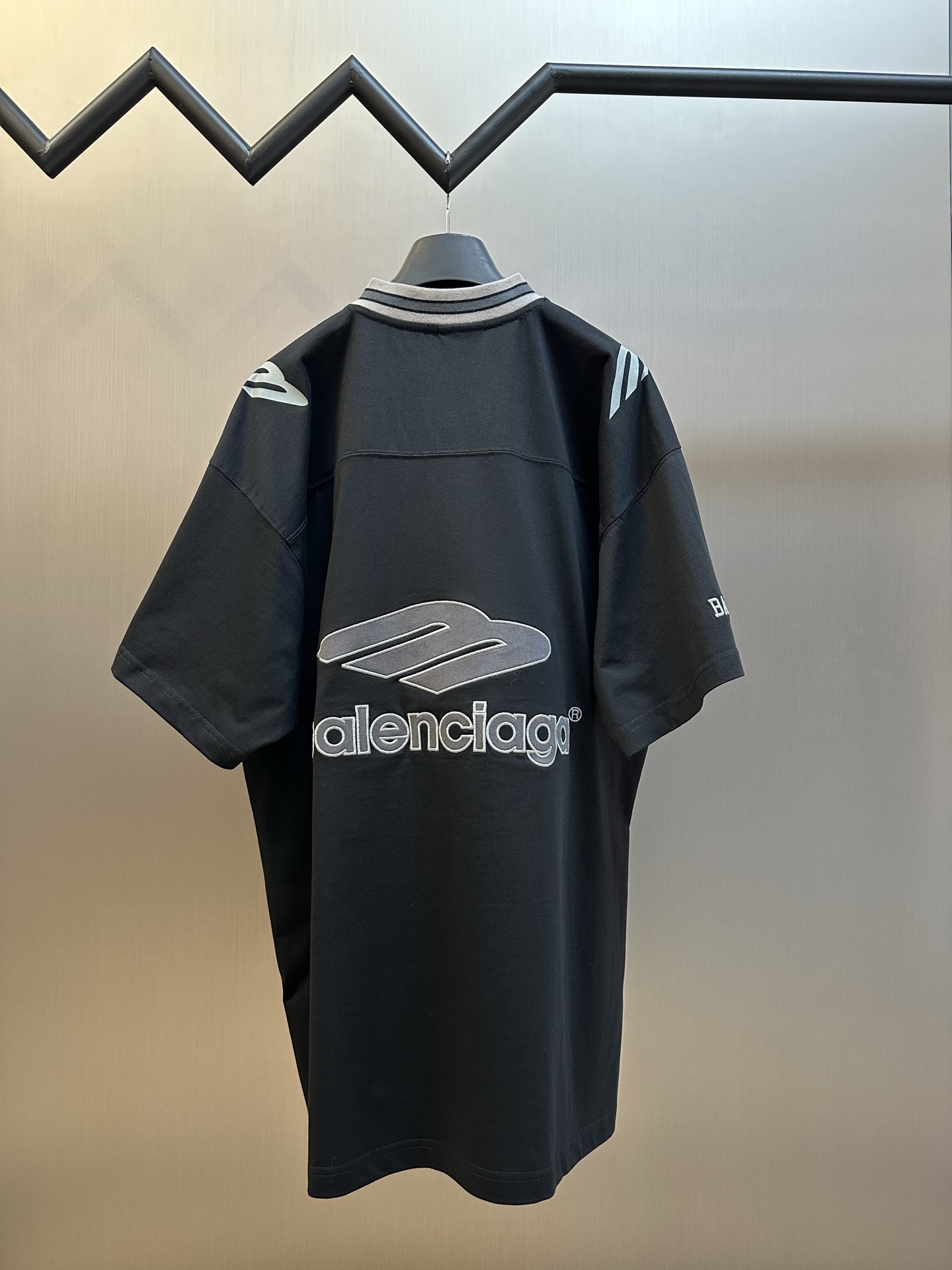 Balenciaga 발렌시아가 팀 시리즈 V넥 반팔 티셔츠 의류