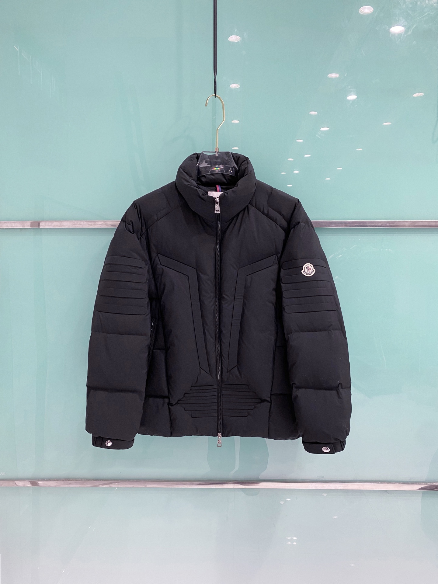 Moncler Matt Black 3144 몽클레어 몽클레르 남성 다운 패딩 점퍼 재킷 의류