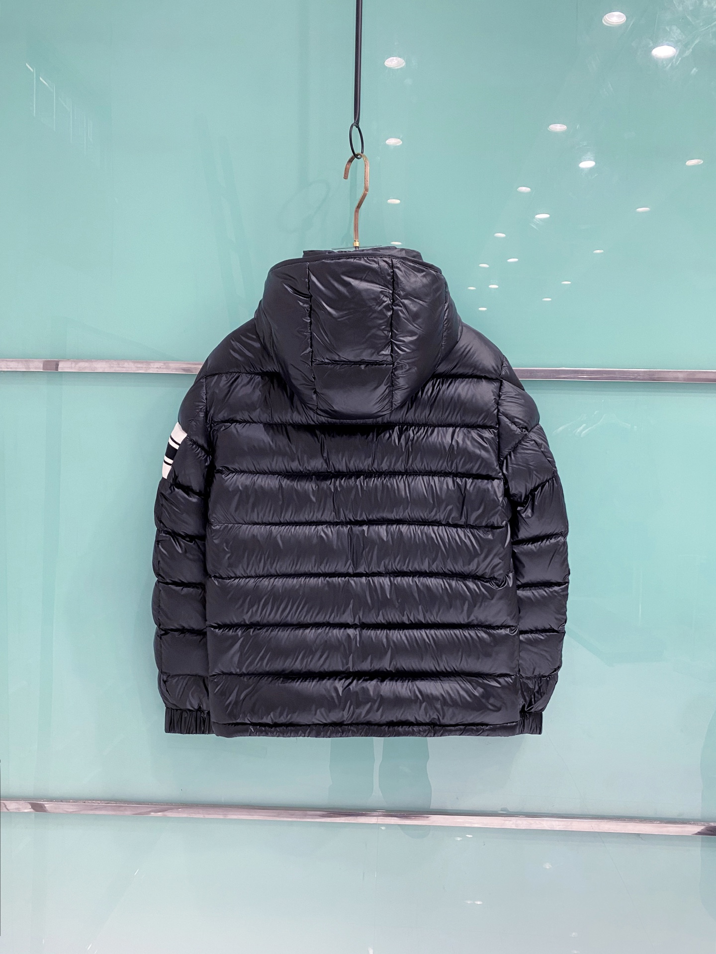 Moncler 몽클레어 몽클레르 탈착식 후드 다운 점퍼 패딩 재킷 의류