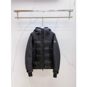 Moncler Grenoble Morgins 몽클레어 몽클레르 남성 숏 다운 패딩 점퍼 재킷 의류